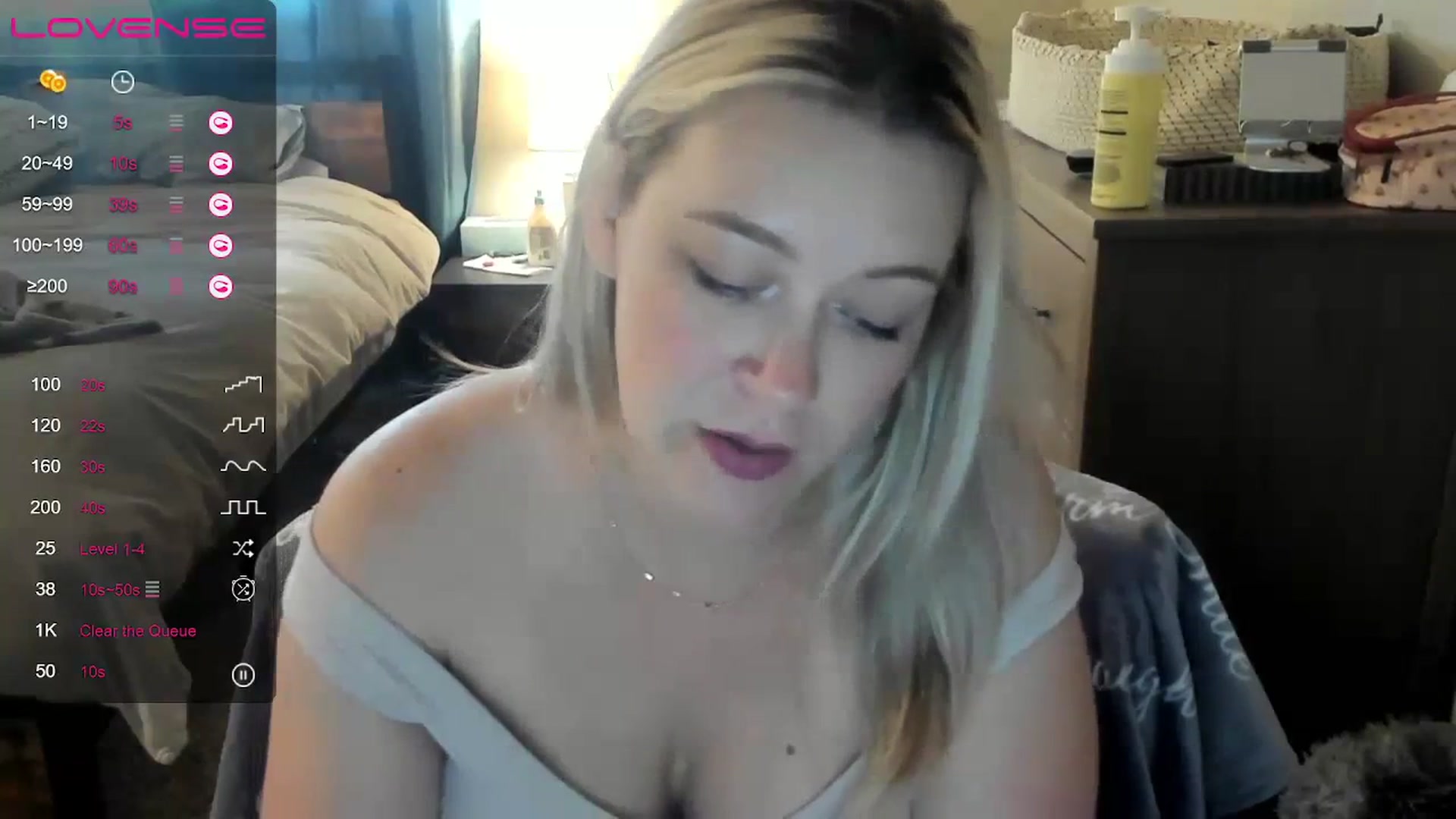 Gallery image thumbnail from ShylaMarie1's myfreecams stream on, 05/24/2023, 22:13 image 17 of 20