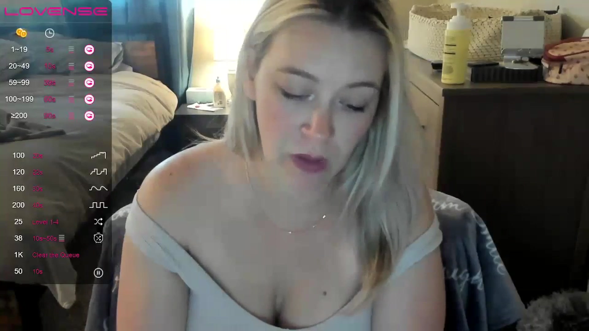 Gallery image thumbnail from ShylaMarie1's myfreecams stream on, 05/24/2023, 22:13 image 18 of 20