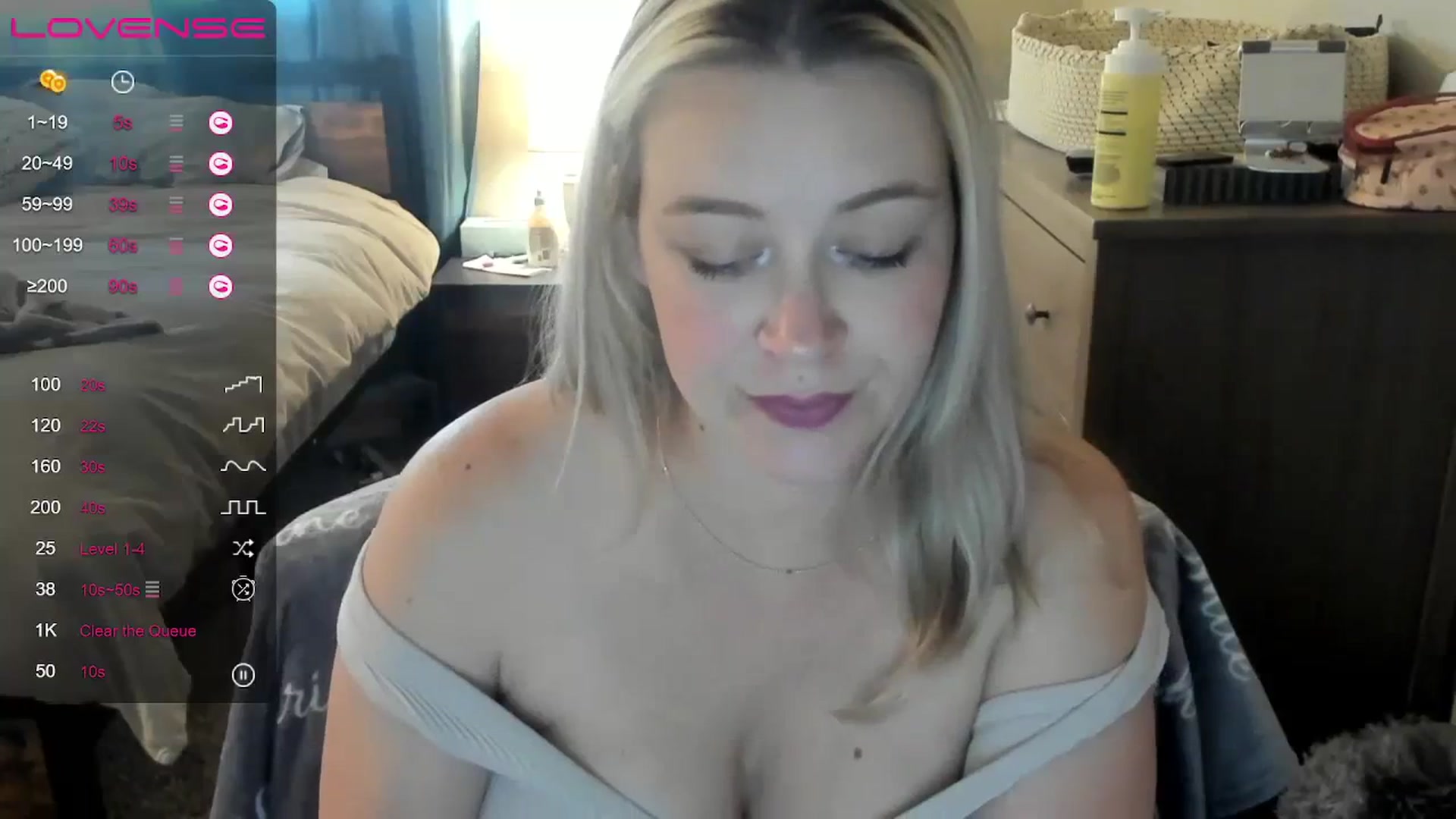Gallery image thumbnail from ShylaMarie1's myfreecams stream on, 05/24/2023, 22:13 image 6 of 20