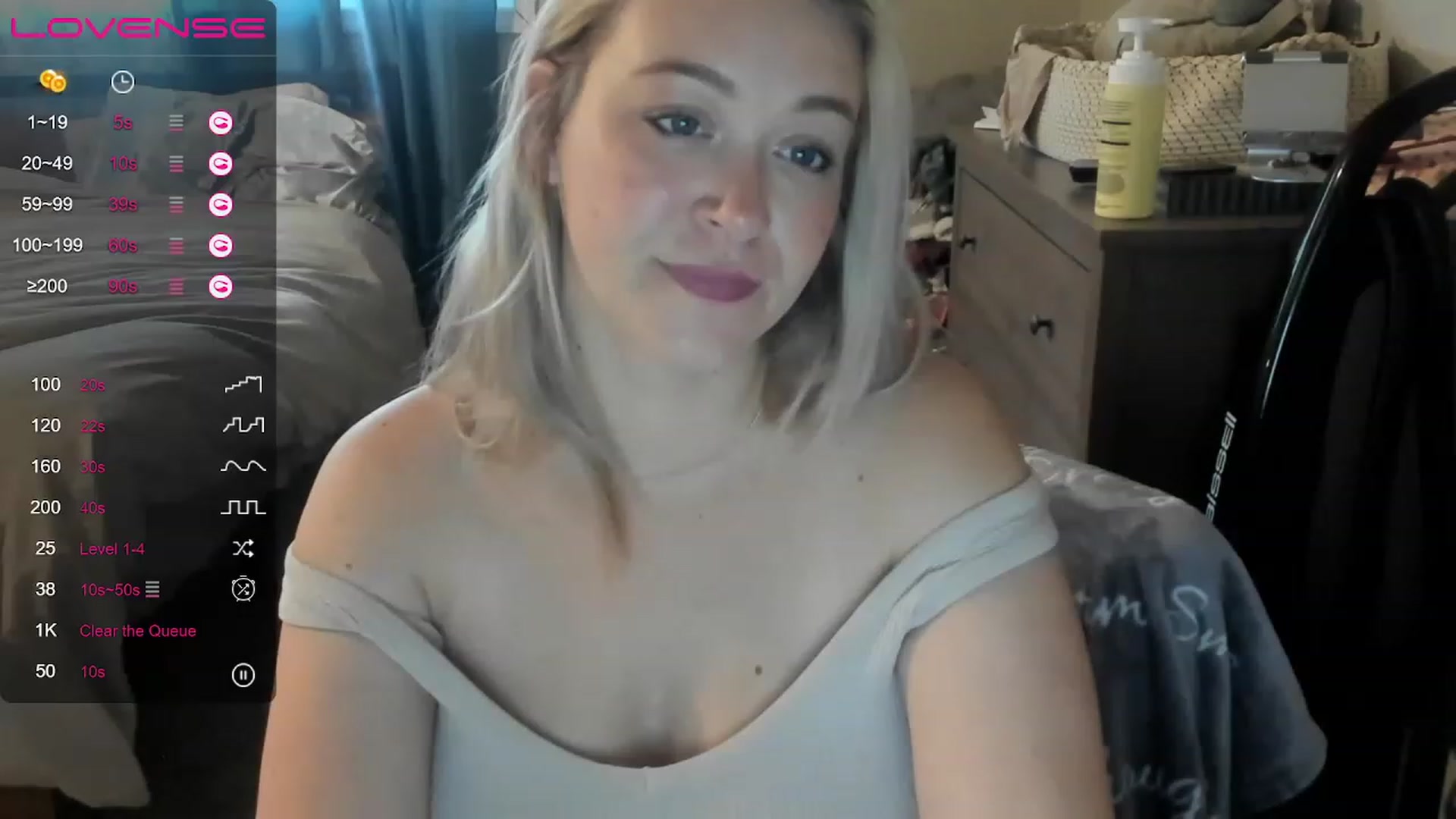 Gallery image thumbnail from ShylaMarie1's myfreecams stream on, 05/25/2023, 16:50 image 8 of 20