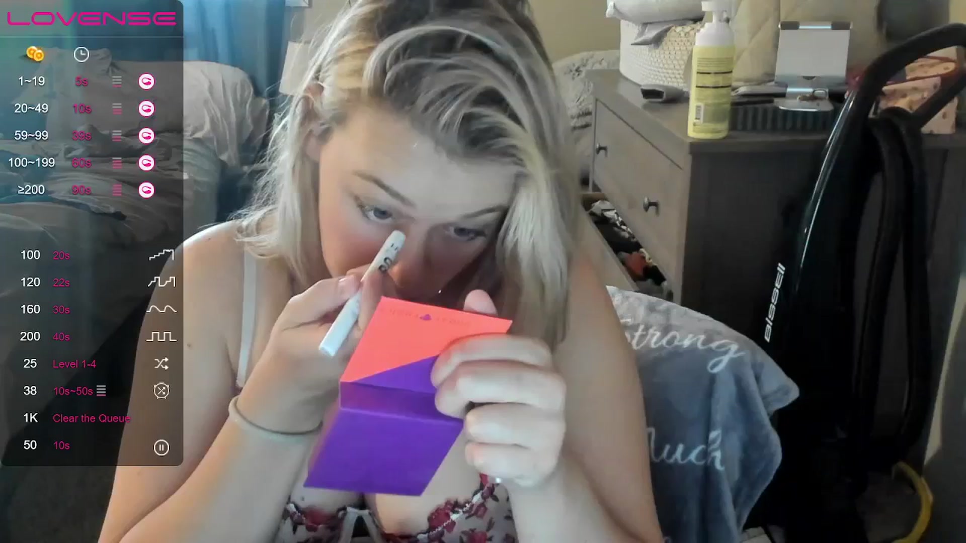 Gallery image thumbnail from ShylaMarie1's myfreecams stream on, 05/31/2023, 23:34 image 1 of 20