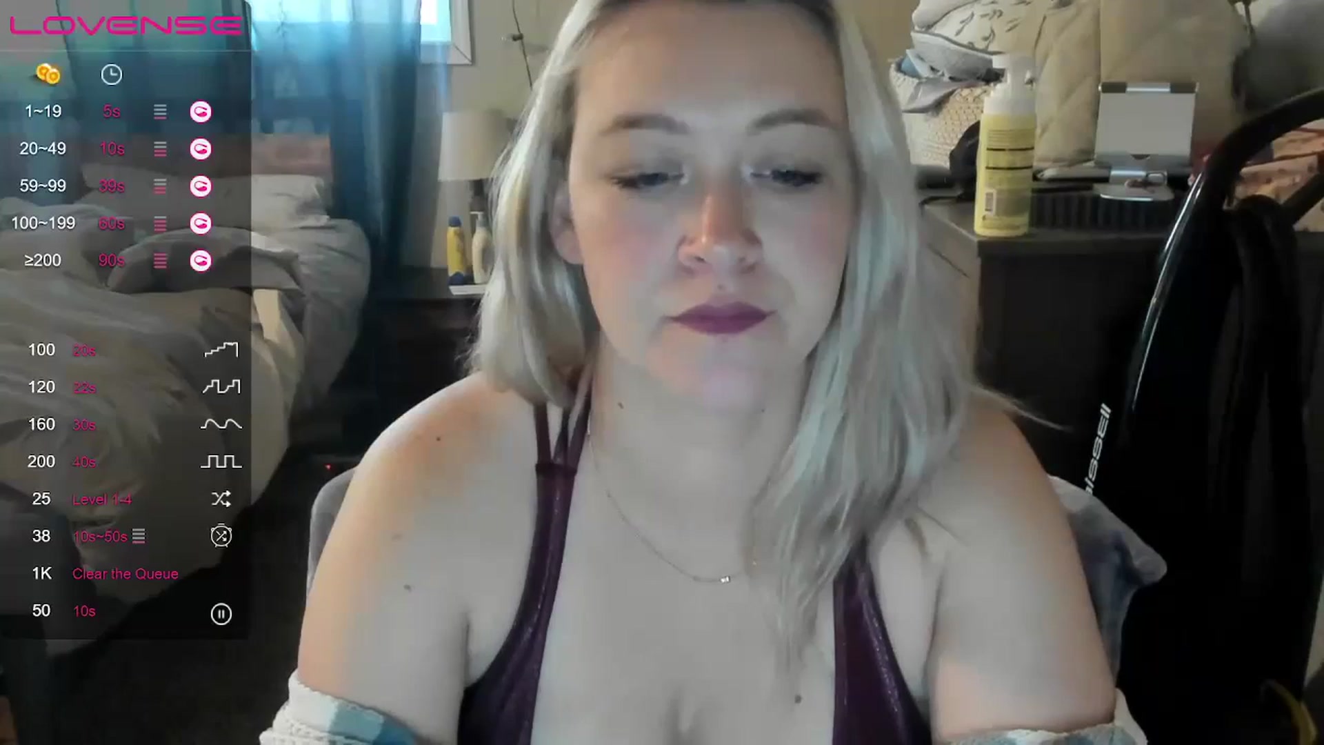 Gallery image thumbnail from ShylaMarie1's myfreecams stream on, 06/01/2023, 18:23 image 7 of 20