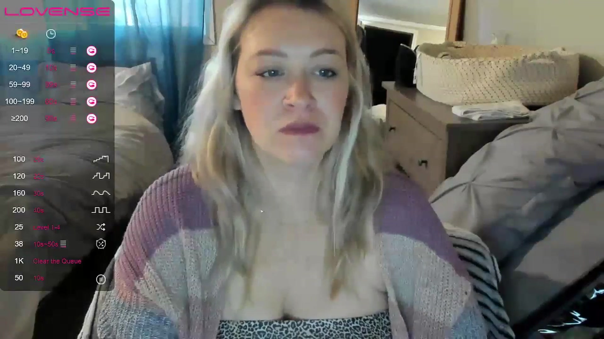 Gallery image thumbnail from ShylaMarie1's myfreecams stream on, 06/02/2023, 16:33 image 8 of 20