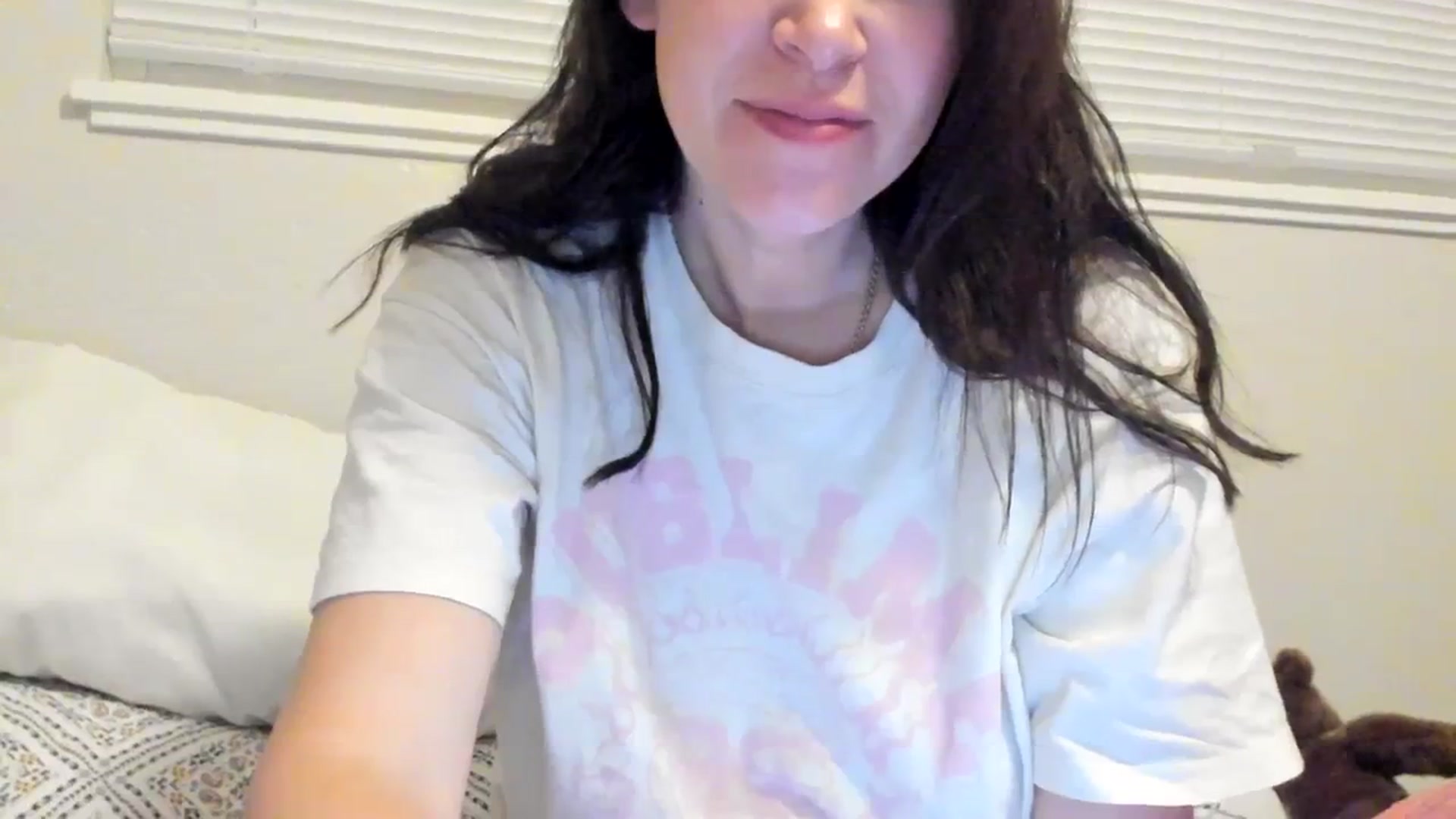 Gallery image thumbnail from ShylaMarie1's myfreecams stream on, 04/01/2024, 13:41 image 12 of 20