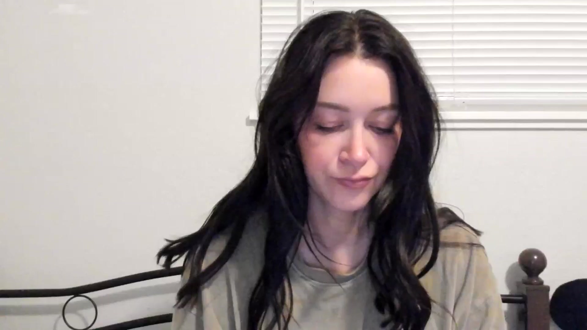 Gallery image thumbnail from ShylaMarie1's myfreecams stream on, 05/15/2024, 11:43 image 4 of 20