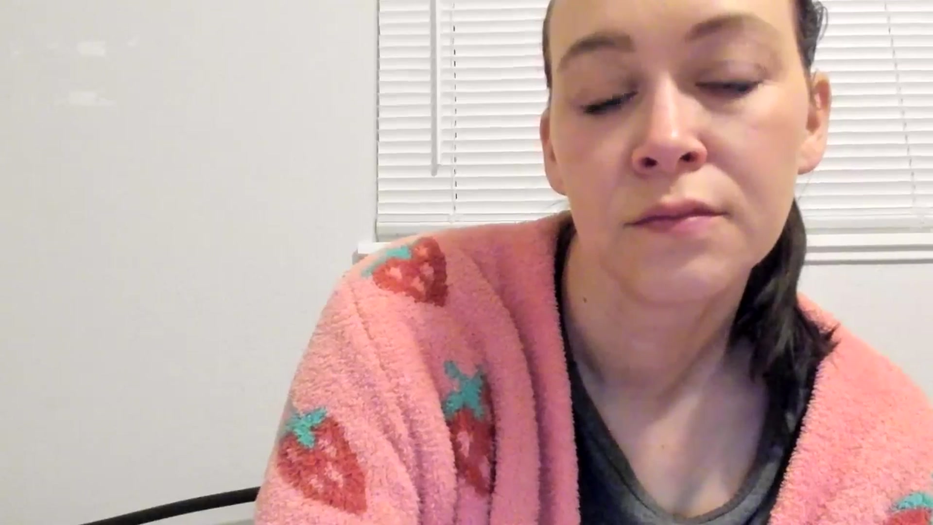 Gallery image thumbnail from ShylaMarie1's myfreecams stream on, 05/16/2024, 11:36 image 14 of 20