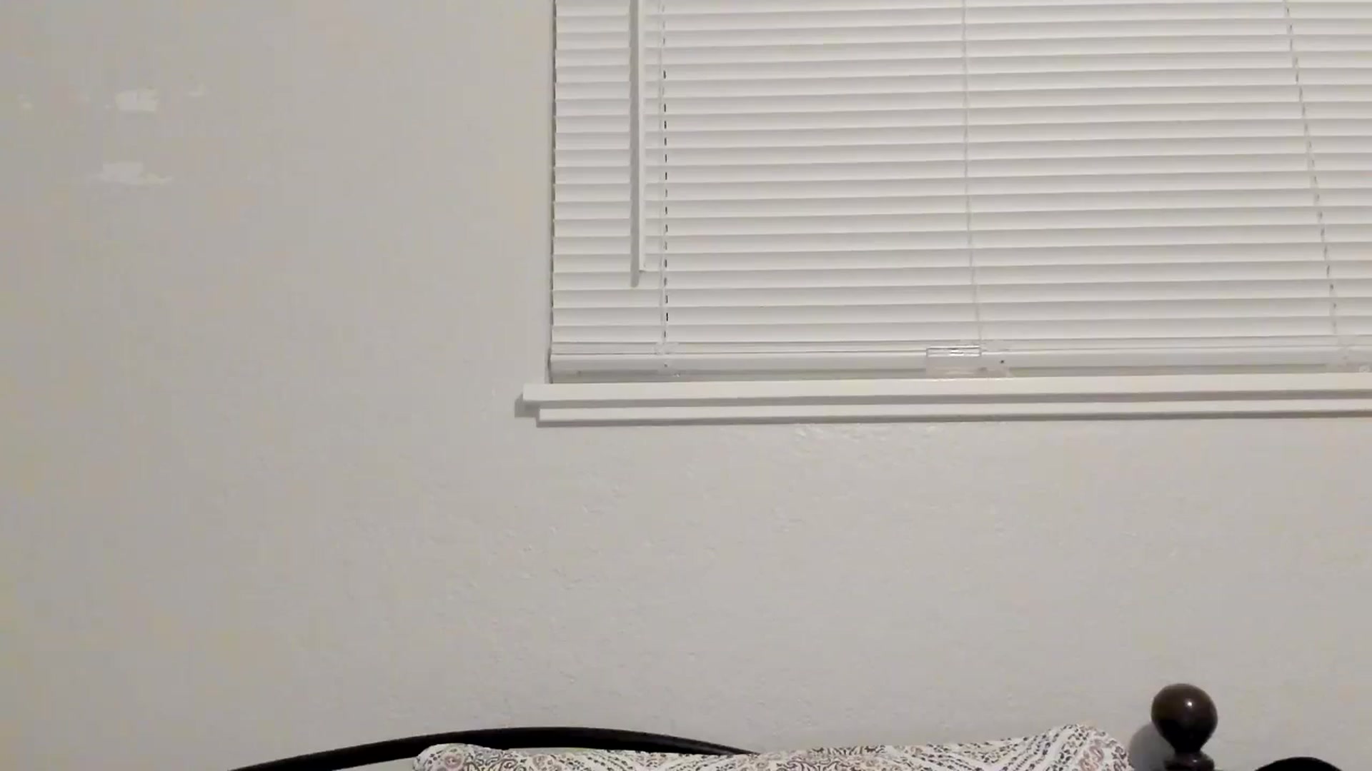 Gallery image thumbnail from ShylaMarie1's myfreecams stream on, 05/16/2024, 11:36 image 12 of 20