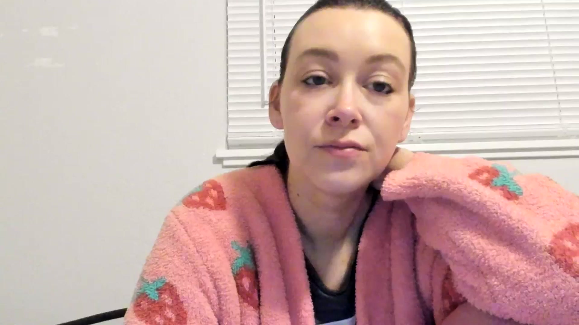Gallery image thumbnail from ShylaMarie1's myfreecams stream on, 05/16/2024, 11:36 image 20 of 20