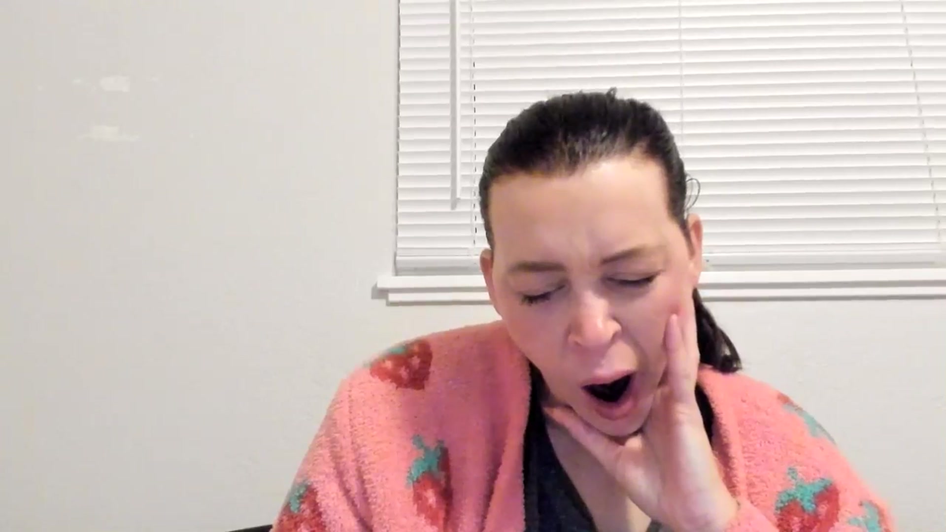 Gallery image thumbnail from ShylaMarie1's myfreecams stream on, 05/16/2024, 11:36 image 7 of 20