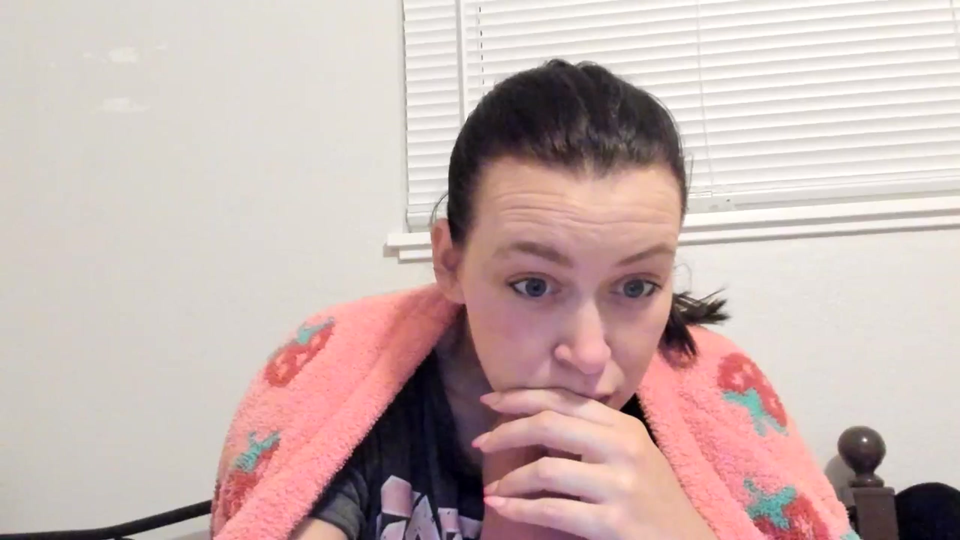 Gallery image thumbnail from ShylaMarie1's myfreecams stream on, 05/17/2024, 11:44 image 7 of 20