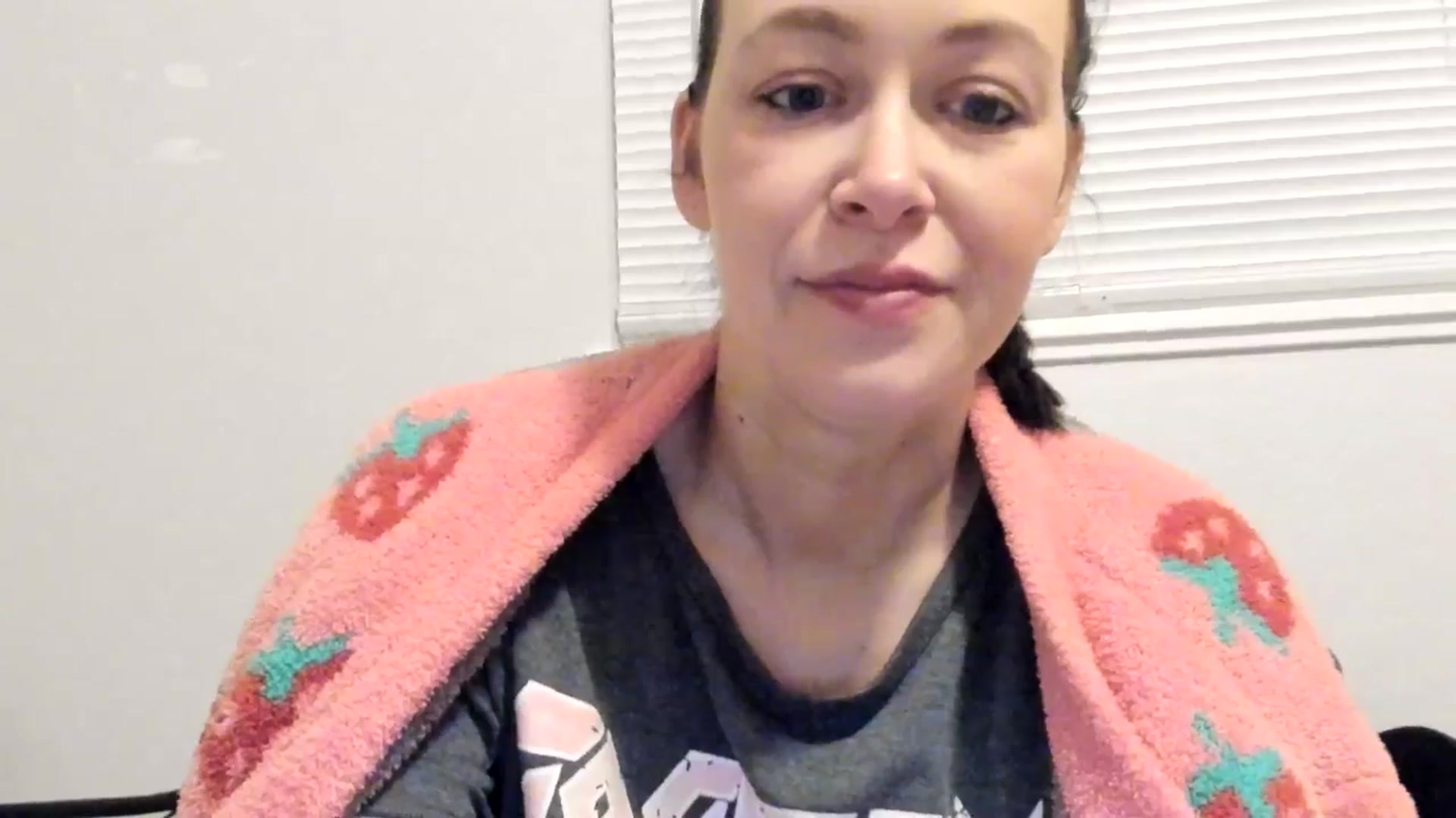 Gallery image thumbnail from ShylaMarie1's myfreecams stream on, 05/17/2024, 11:44 image 2 of 20