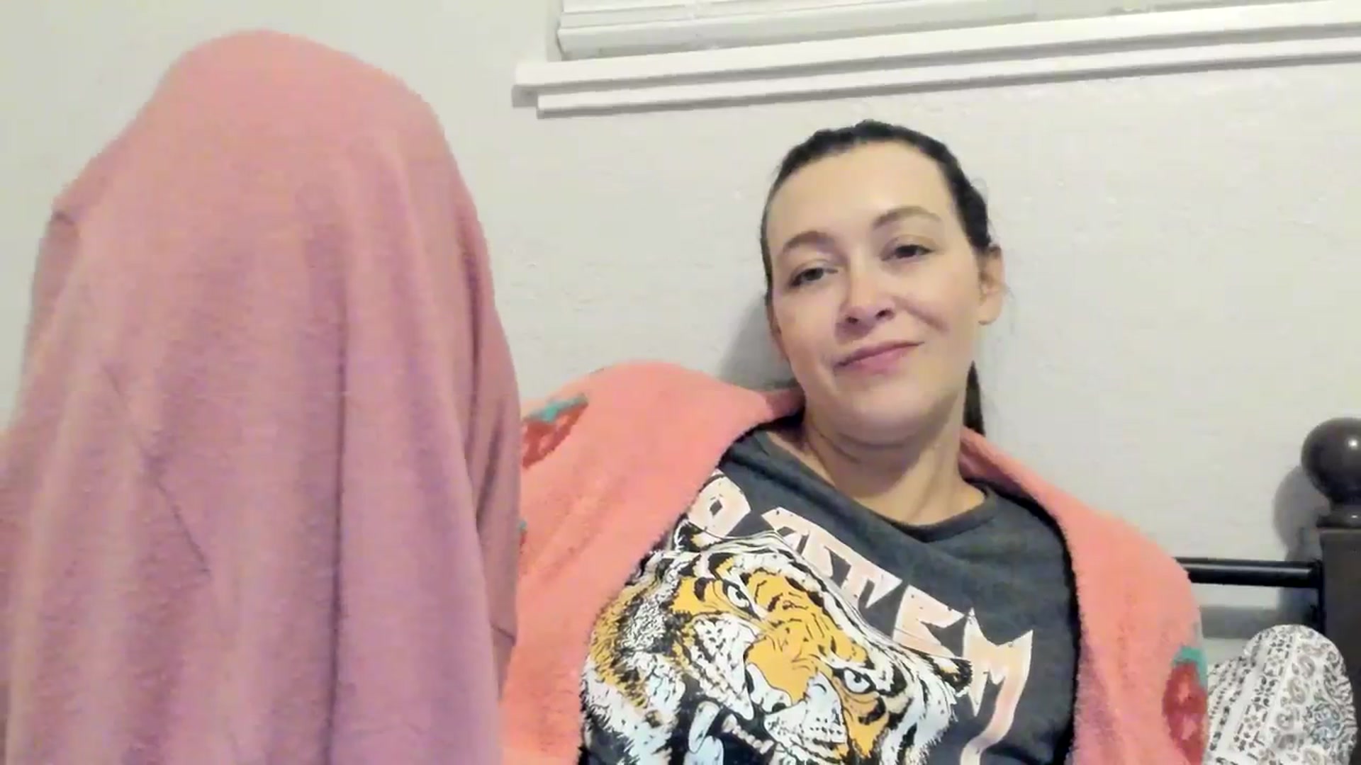 Gallery image thumbnail from ShylaMarie1's myfreecams stream on, 05/17/2024, 11:58 image 20 of 20
