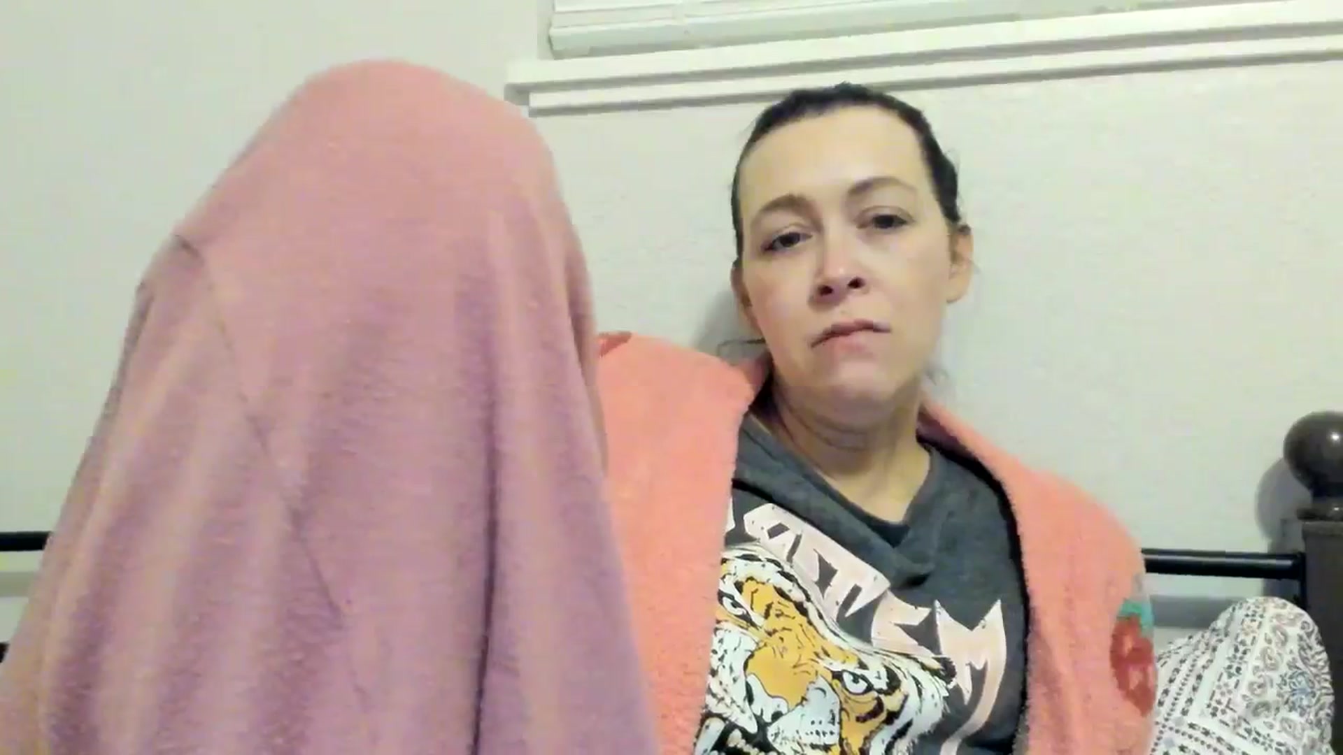 Gallery image thumbnail from ShylaMarie1's myfreecams stream on, 05/17/2024, 11:58 image 16 of 20
