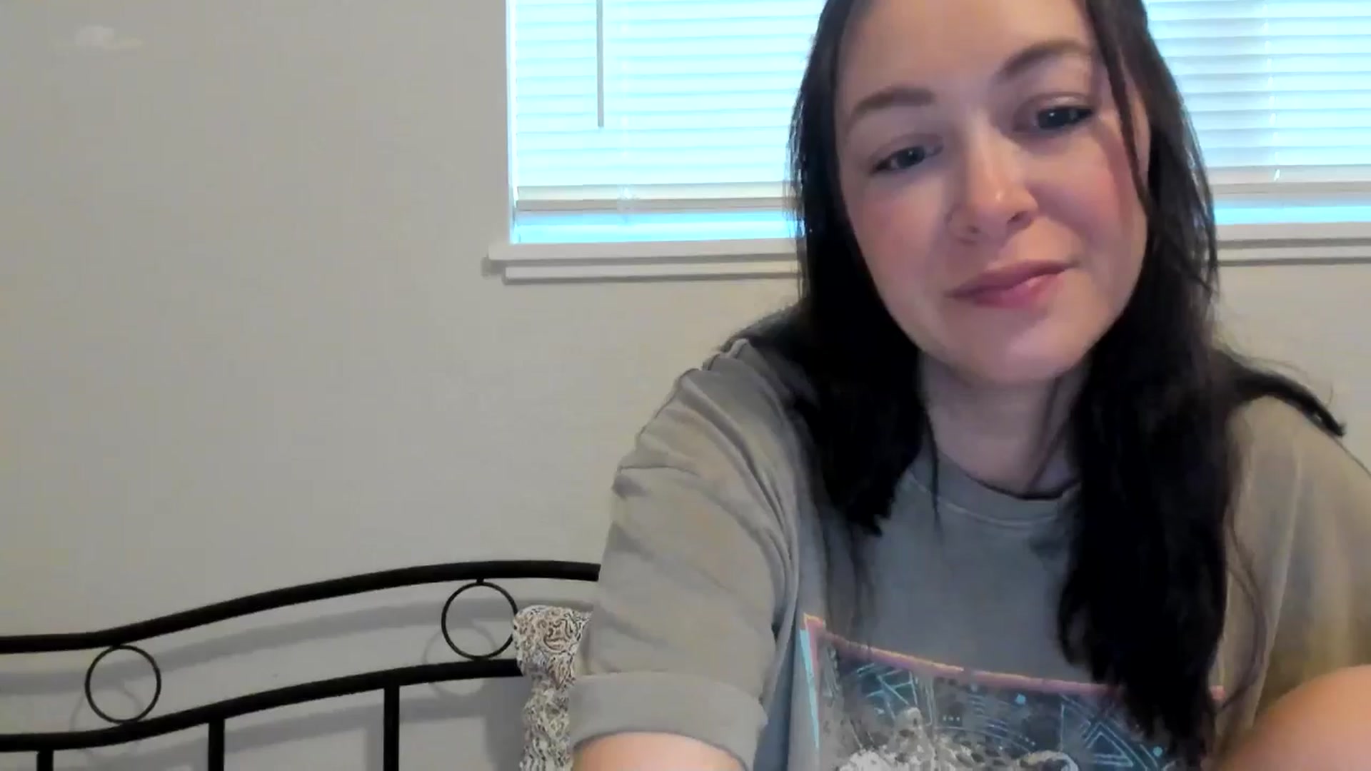 Gallery image thumbnail from ShylaMarie1's myfreecams stream on, 05/29/2024, 13:26 image 3 of 20