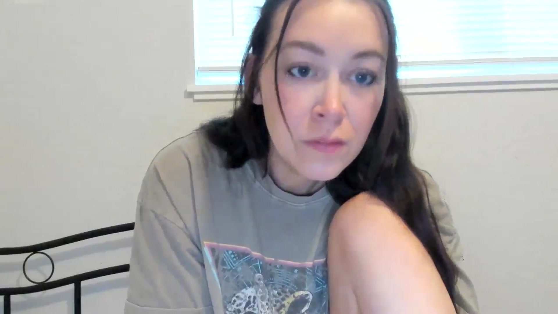 Gallery image thumbnail from ShylaMarie1's myfreecams stream on, 05/29/2024, 13:26 image 16 of 20