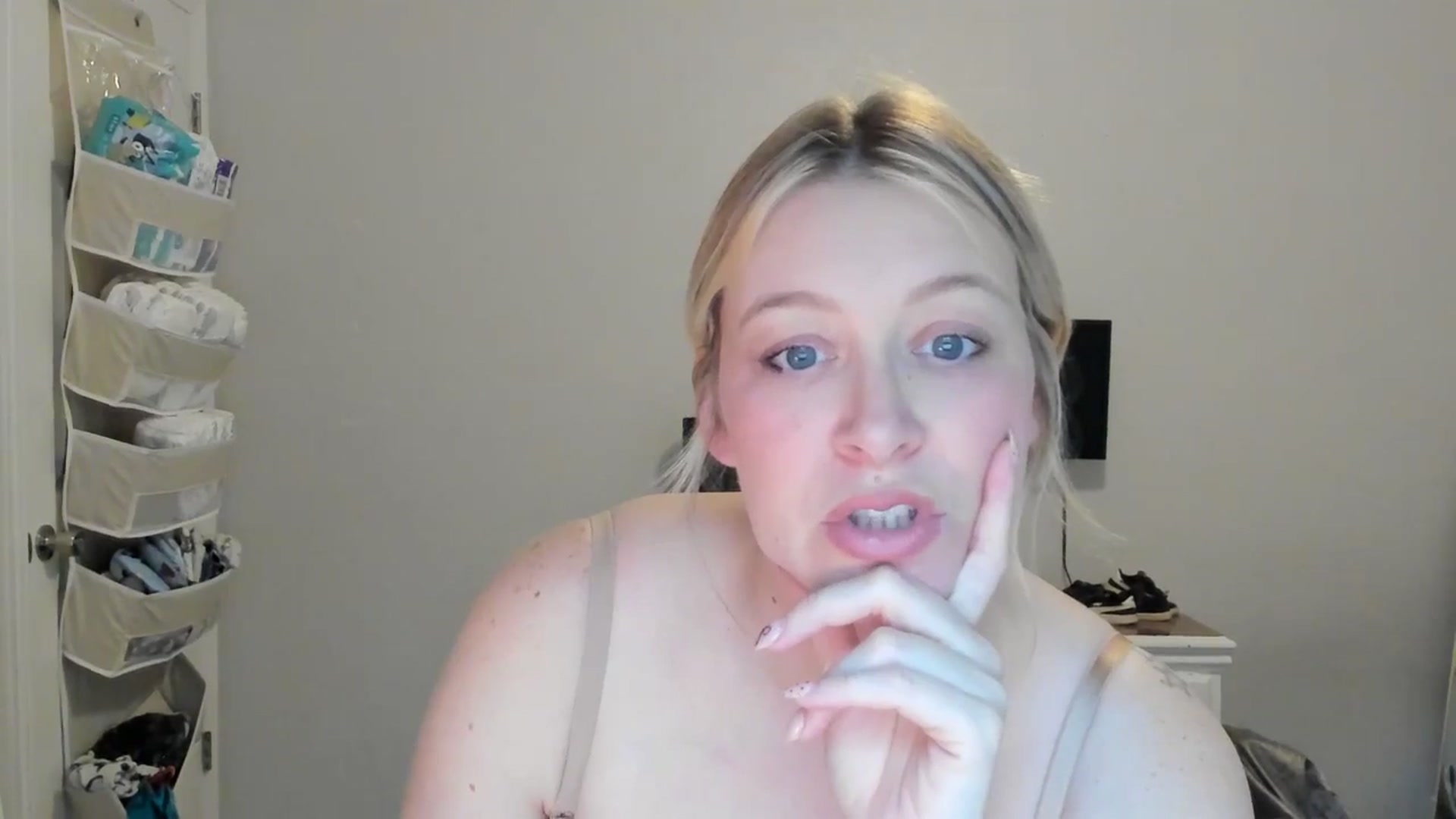 Gallery image thumbnail from ShylaMarie1's myfreecams stream on, 01/05/2026, 19:42 image 16 of 20