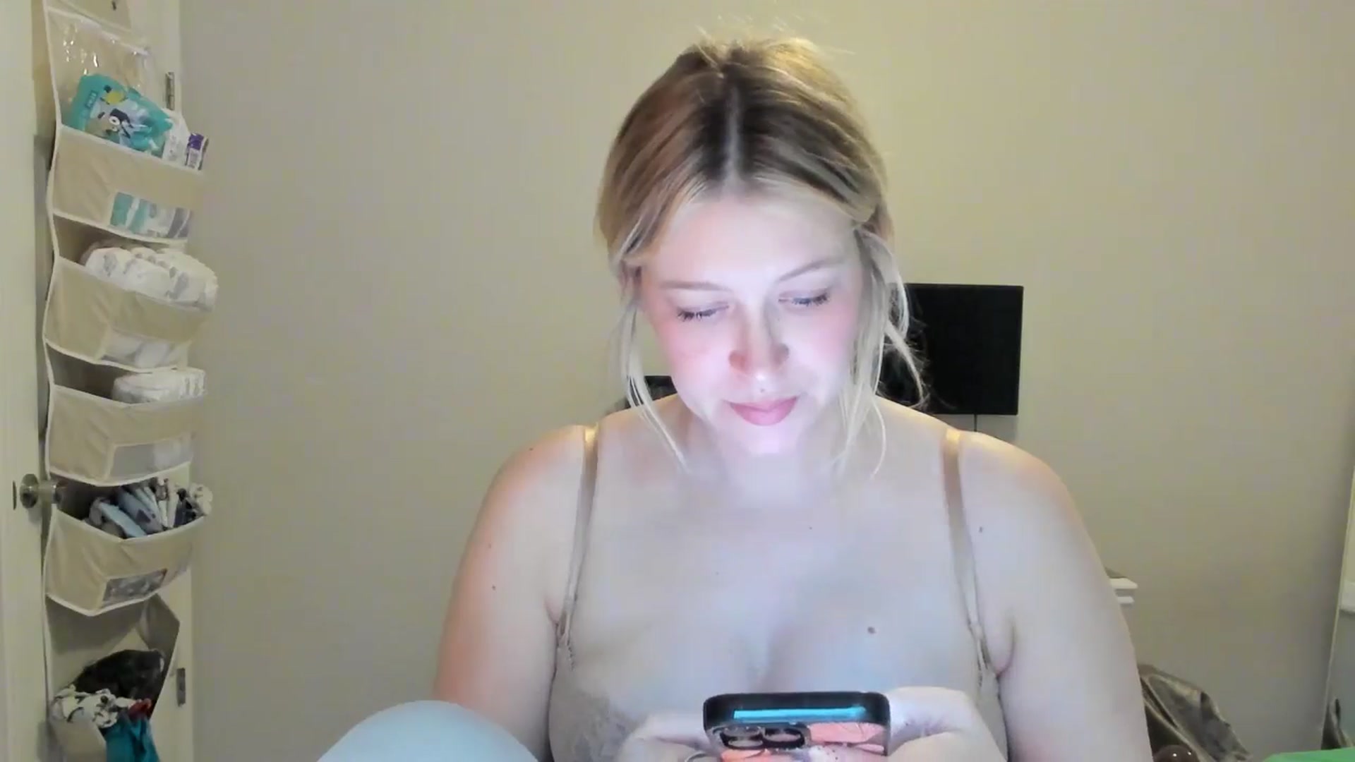 Gallery image thumbnail from ShylaMarie1's myfreecams stream on, 01/05/2026, 19:42 image 3 of 20