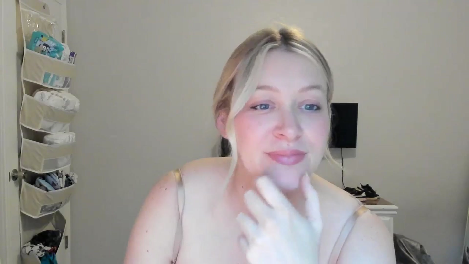 Gallery image thumbnail from ShylaMarie1's myfreecams stream on, 01/05/2026, 19:42 image 14 of 20