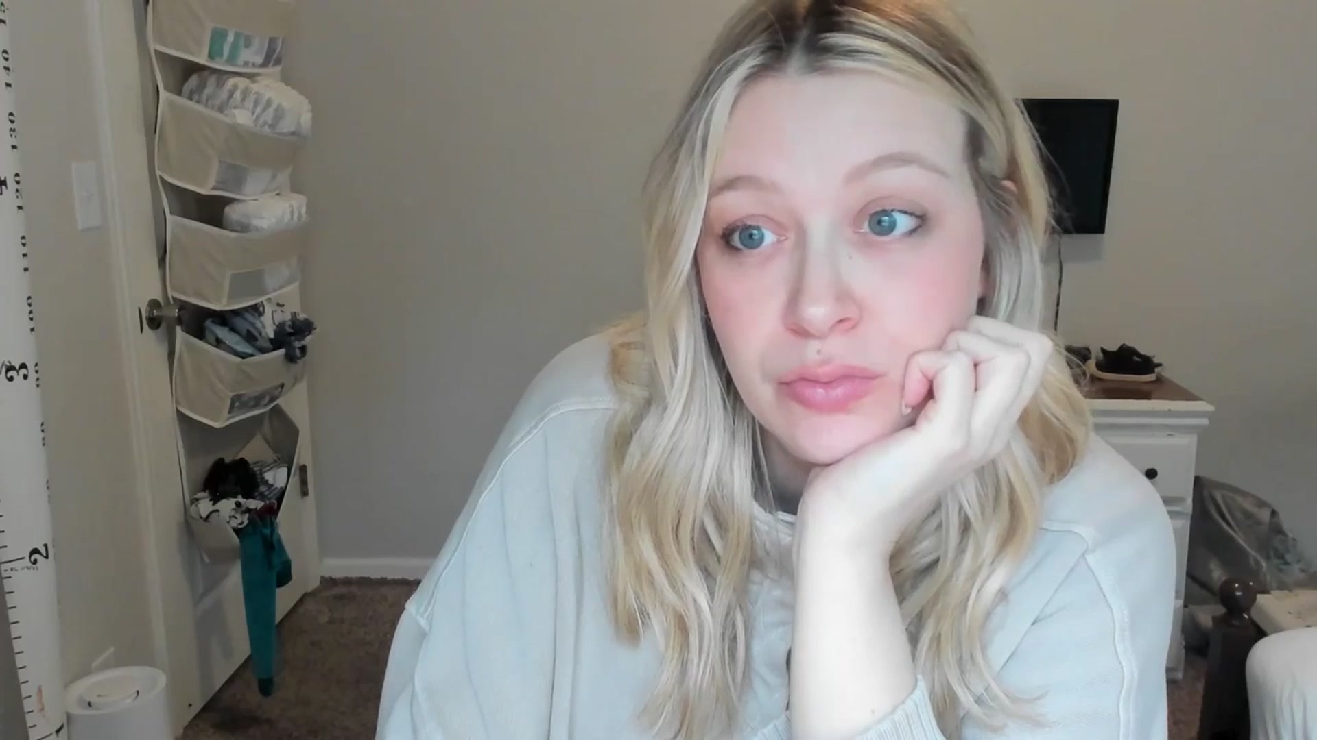 Gallery image thumbnail from ShylaMarie1's myfreecams stream on, 01/06/2026, 22:05 image 12 of 20