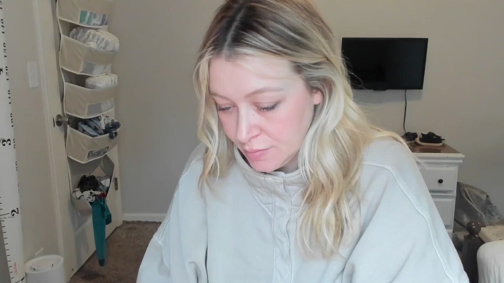 Gallery image thumbnail from ShylaMarie1's myfreecams stream on, 01/06/2026, 22:05 image 17 of 20