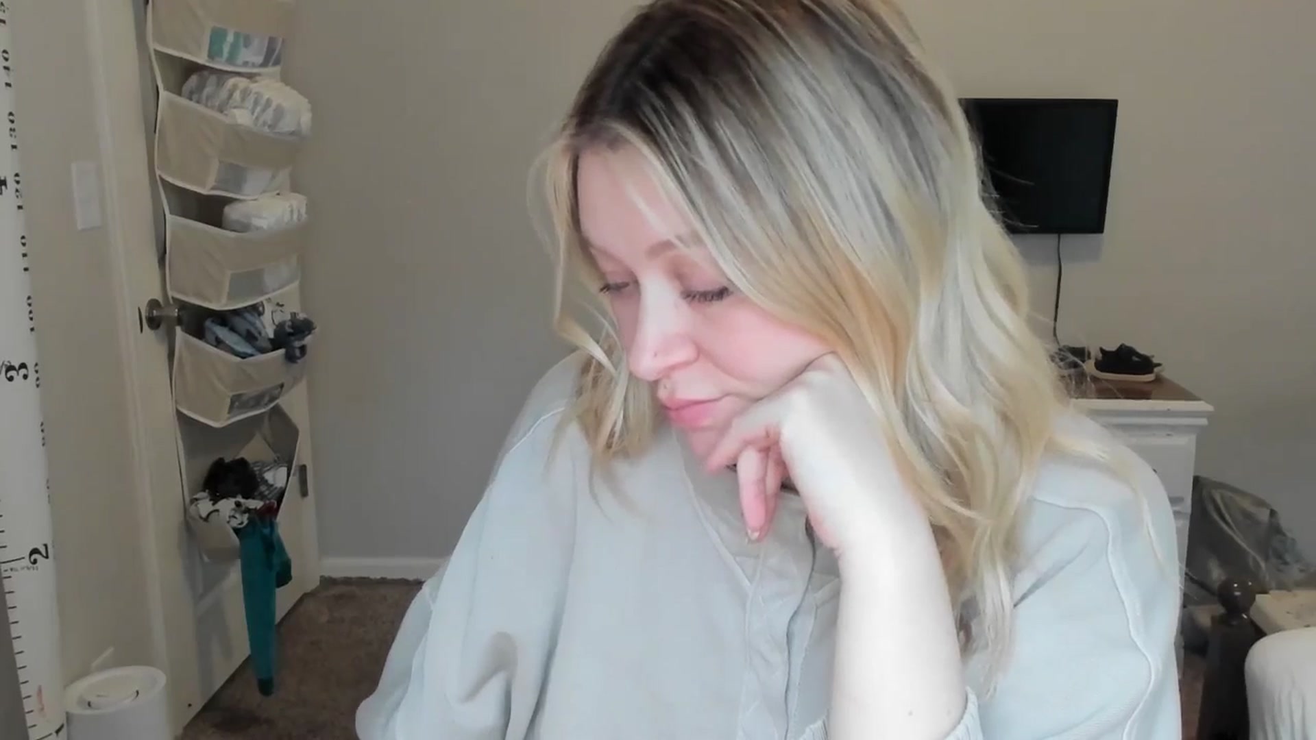 Gallery image thumbnail from ShylaMarie1's myfreecams stream on, 01/06/2026, 22:05 image 16 of 20