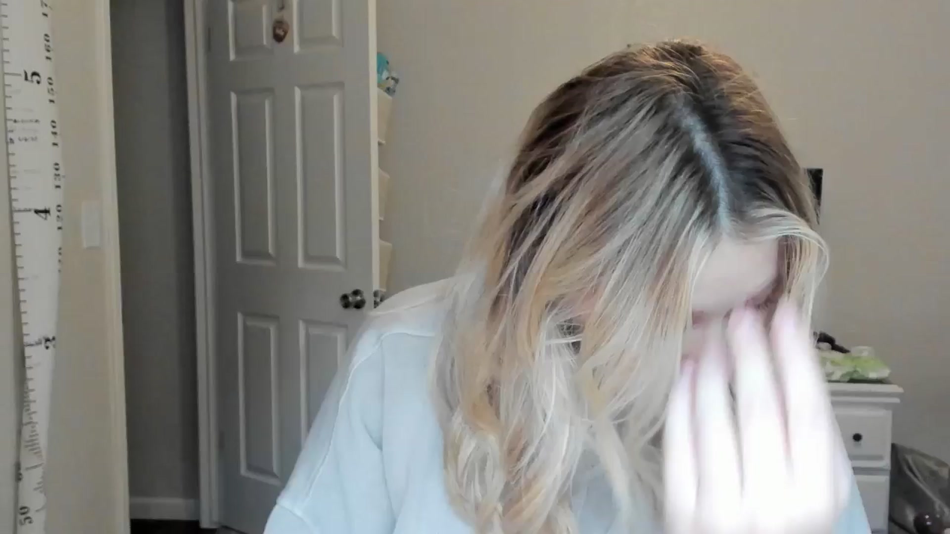 Gallery image thumbnail from ShylaMarie1's myfreecams stream on, 01/07/2026, 18:47 image 1 of 20
