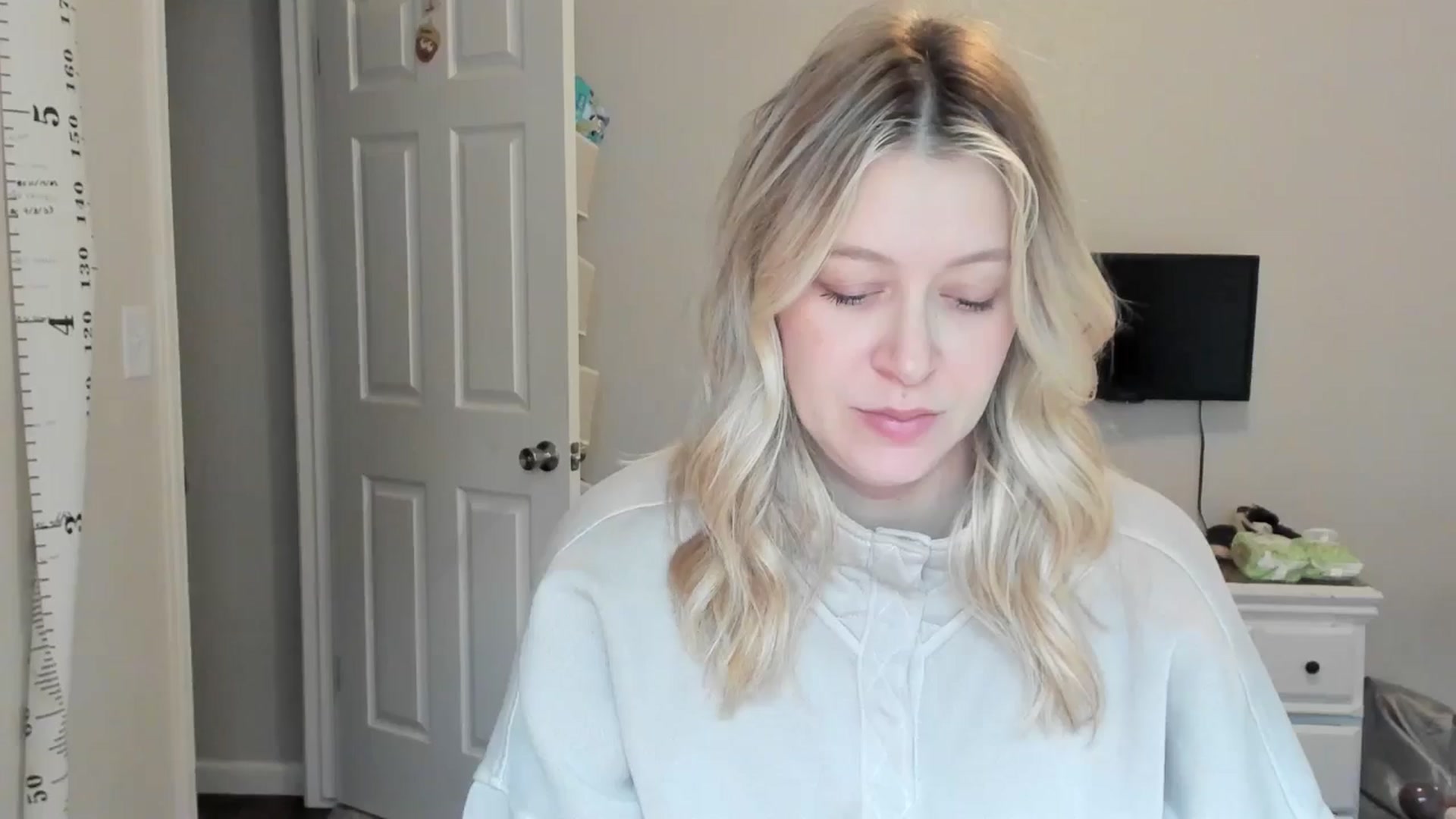 Gallery image thumbnail from ShylaMarie1's myfreecams stream on, 01/07/2026, 18:47 image 4 of 20