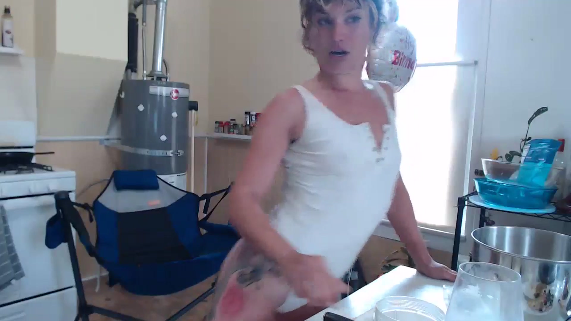 Gallery image thumbnail from Shyla_syn1's myfreecams stream on, 07/09/2024, 19:08 image 9 of 20