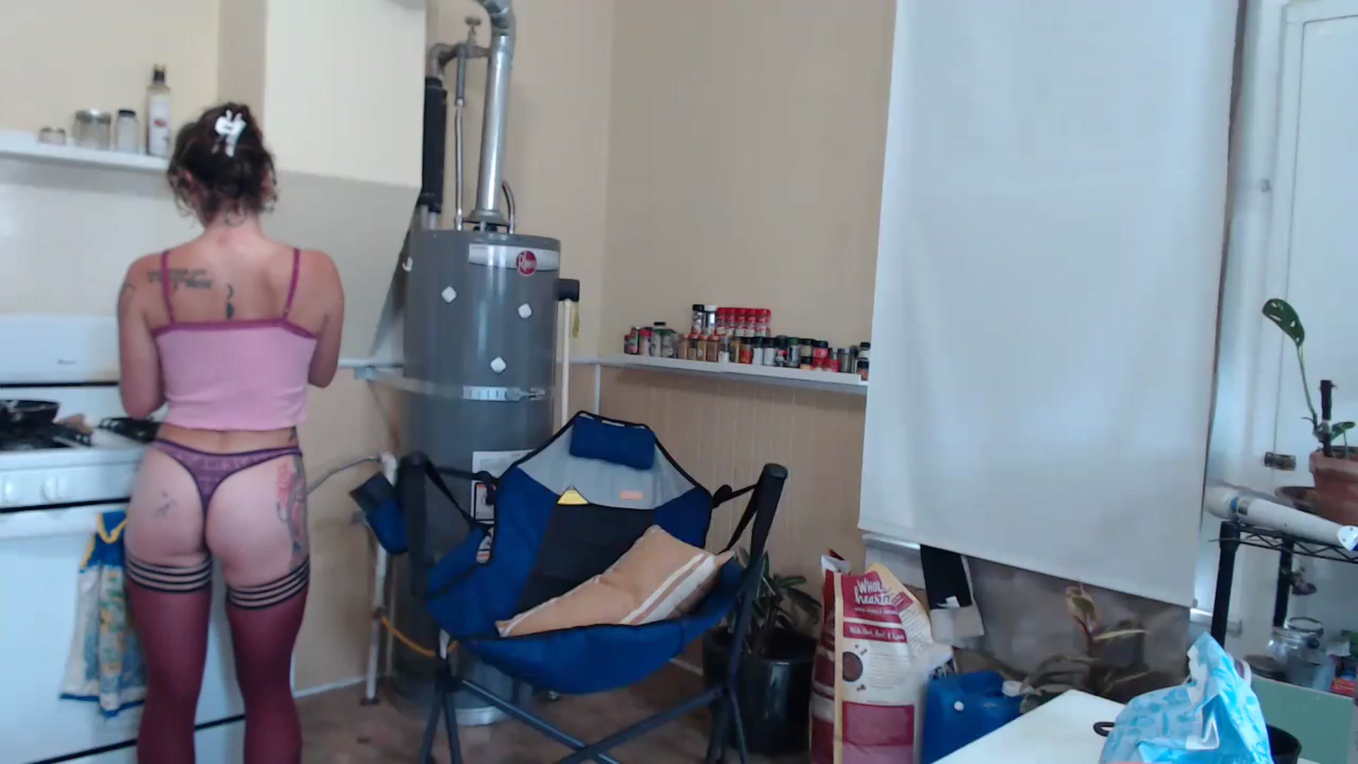 Gallery image thumbnail from Shyla_syn1's myfreecams stream on, 07/17/2024, 19:27 image 1 of 20
