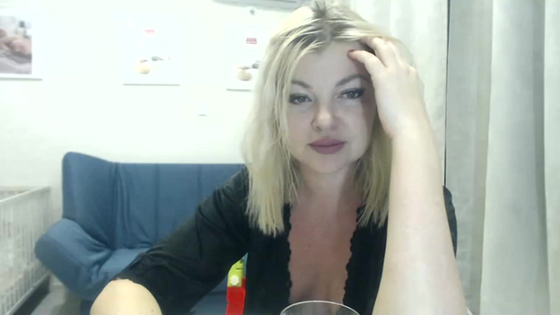 Gallery image thumbnail from Shytza_'s myfreecams stream on, 02/17/2023, 20:28 image 2 of 20