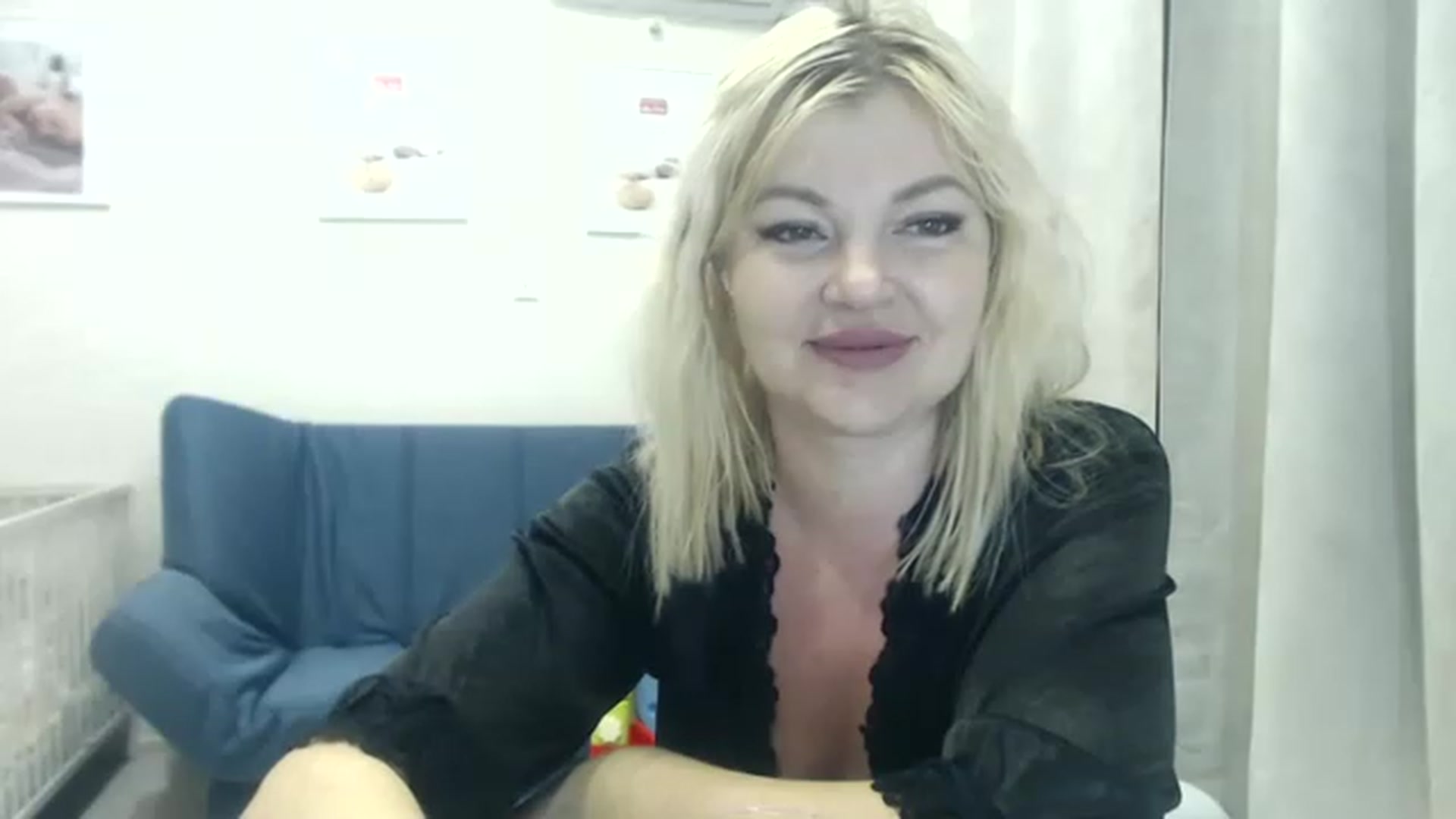 Gallery image thumbnail from Shytza_'s myfreecams stream on, 02/17/2023, 20:28 image 3 of 20