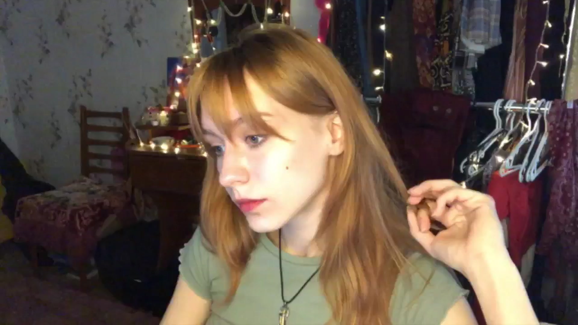 Gallery image thumbnail from Sia_A's myfreecams stream on, 08/06/2024, 09:16 image 4 of 20