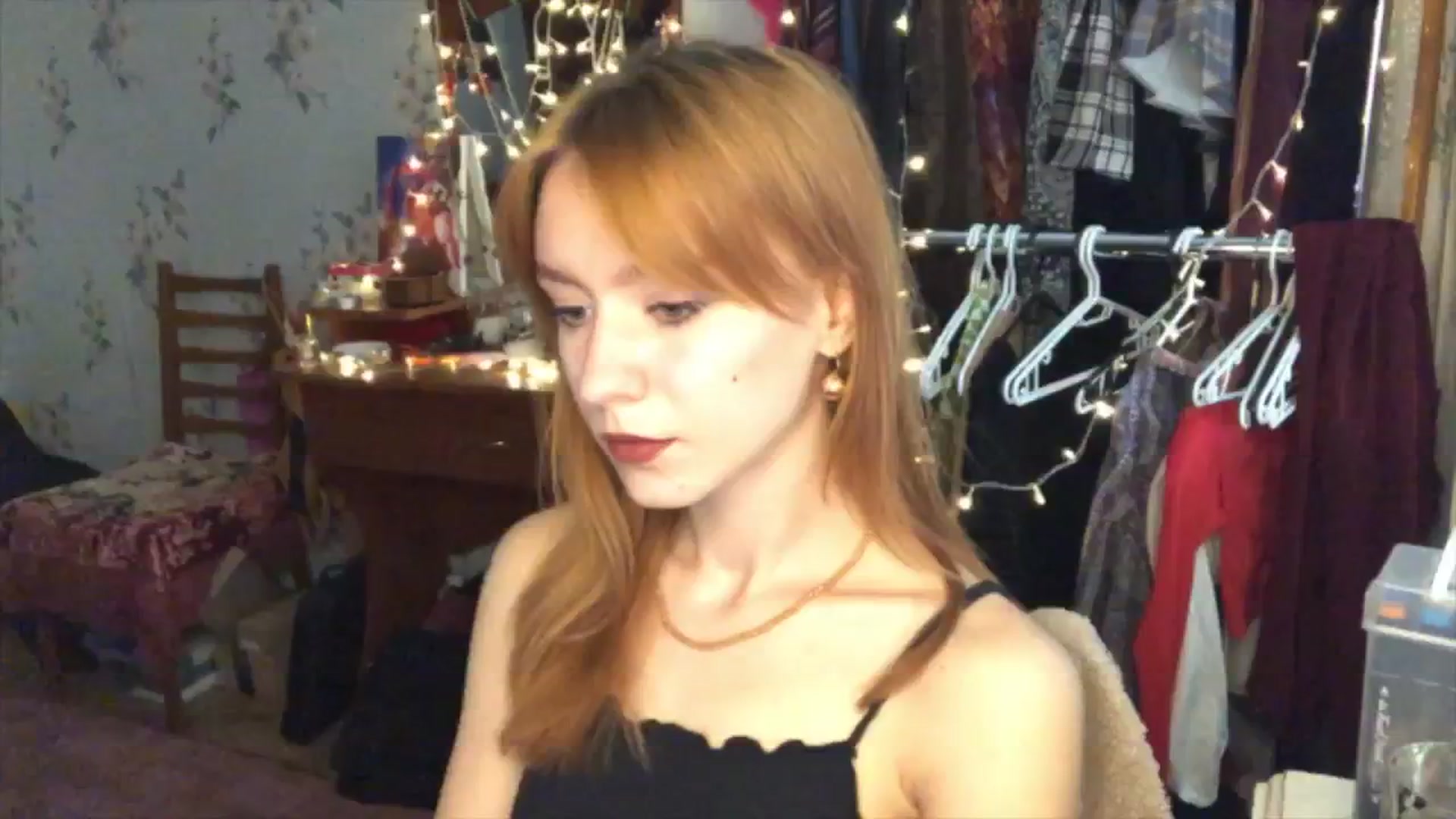 Gallery image thumbnail from Sia_A's myfreecams stream on, 08/12/2024, 10:14 image 3 of 20