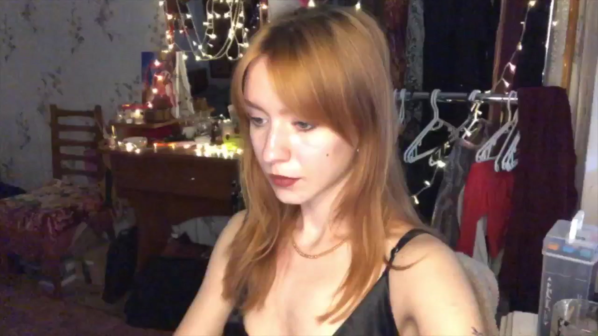Gallery image thumbnail from Sia_A's myfreecams stream on, 08/12/2024, 11:47 image 11 of 20