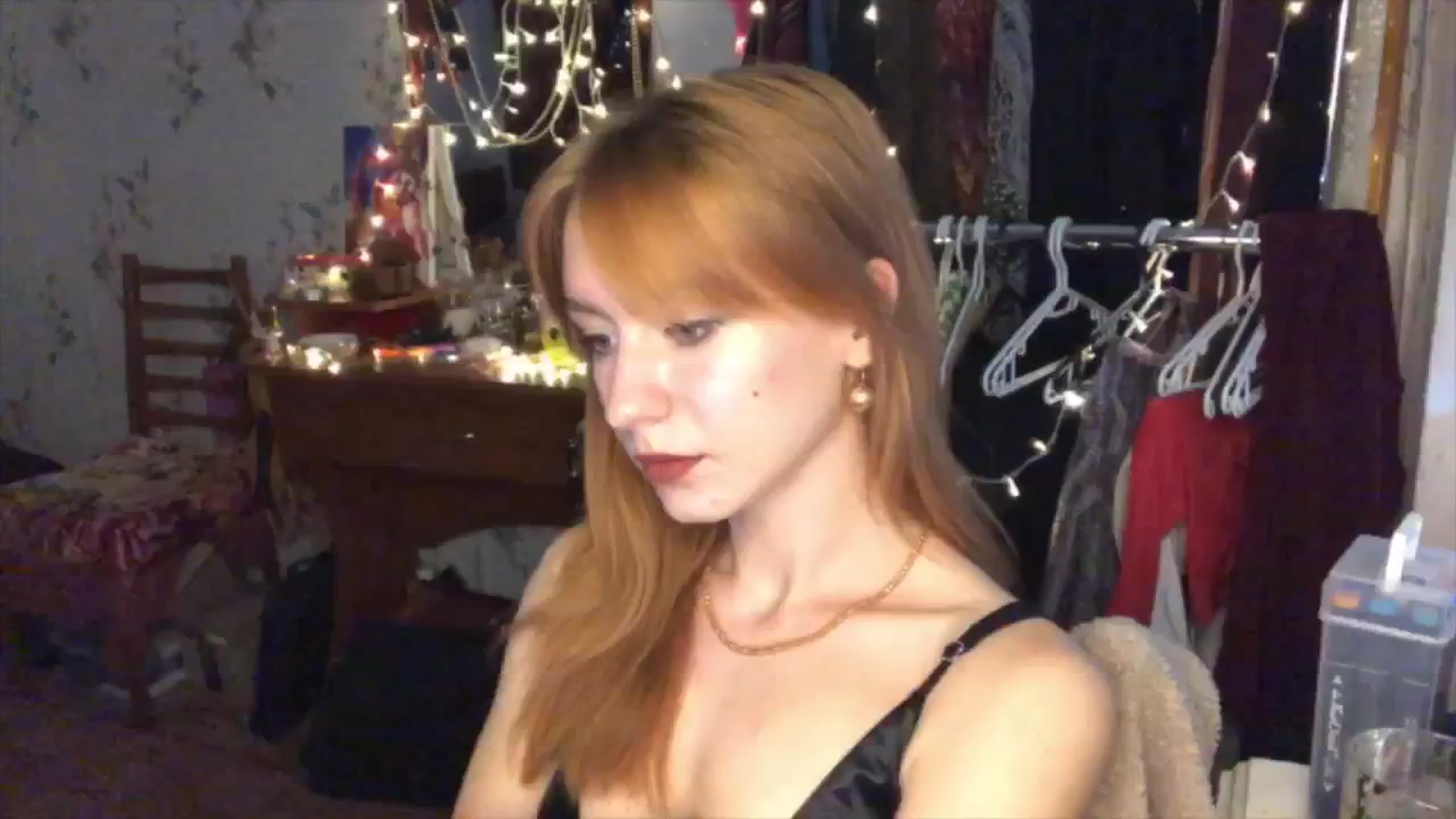 Gallery image thumbnail from Sia_A's myfreecams stream on, 08/12/2024, 11:47 image 18 of 20