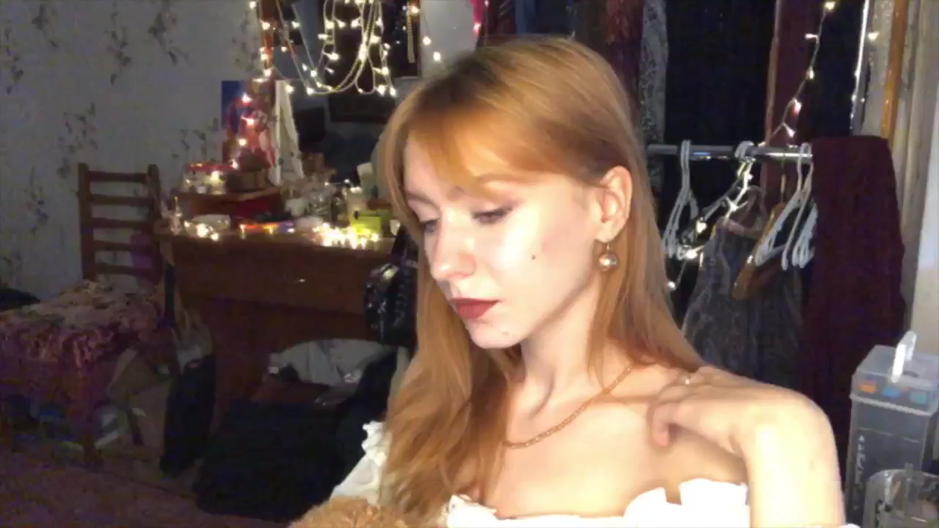Gallery image thumbnail from Sia_A's myfreecams stream on, 08/12/2024, 12:37 image 19 of 20