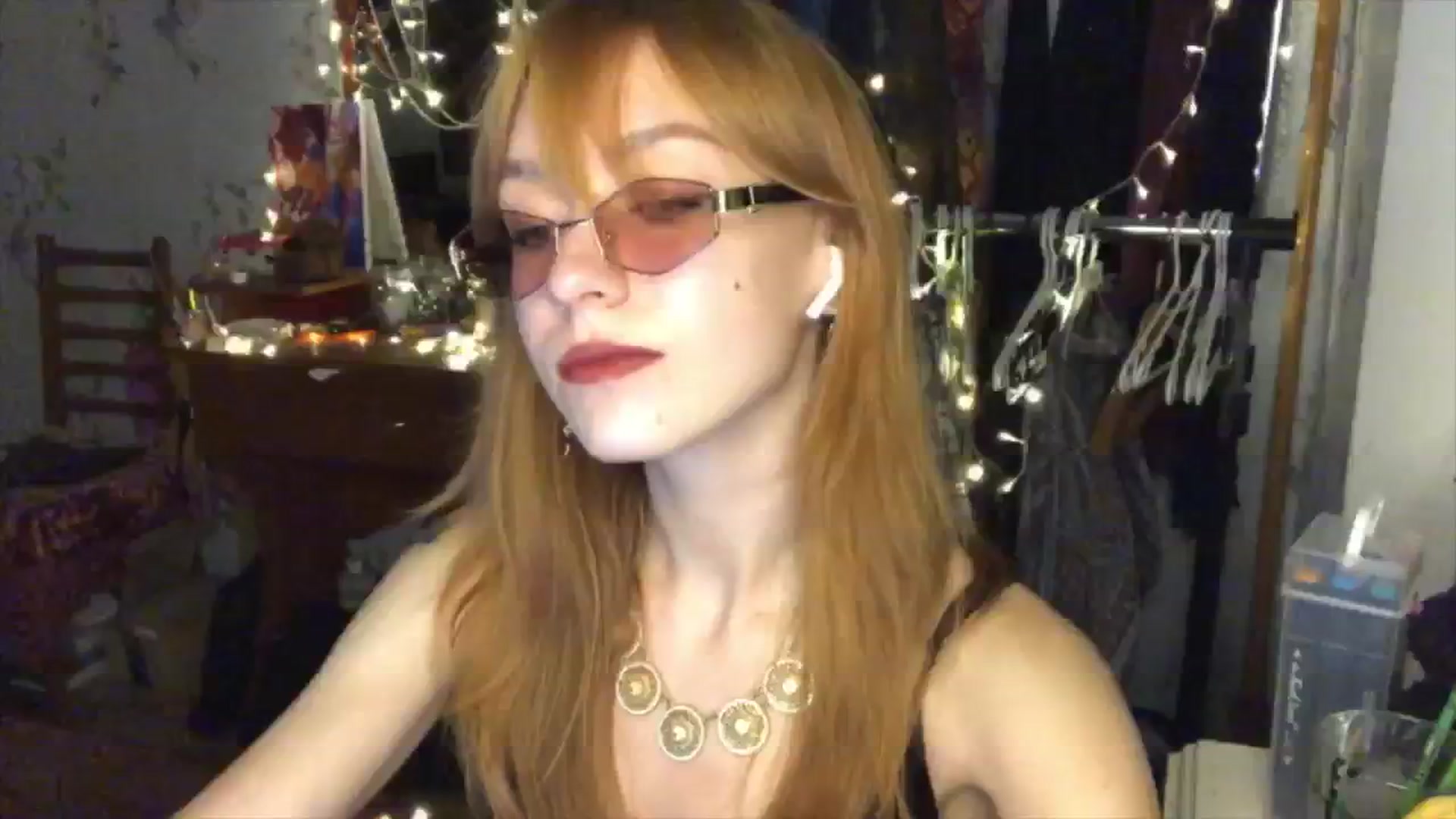 Gallery image thumbnail from Sia_A's myfreecams stream on, 08/17/2024, 23:43 image 17 of 20