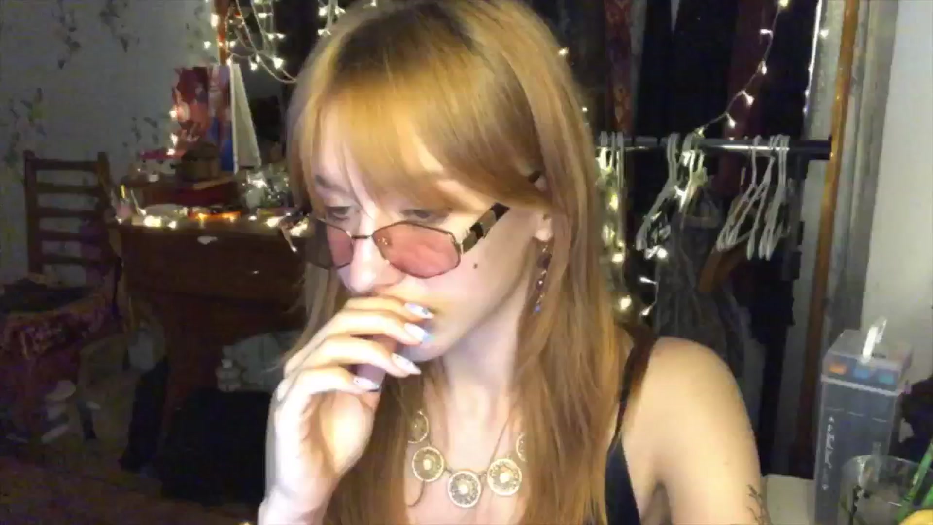 Gallery image thumbnail from Sia_A's myfreecams stream on, 08/17/2024, 23:43 image 15 of 20