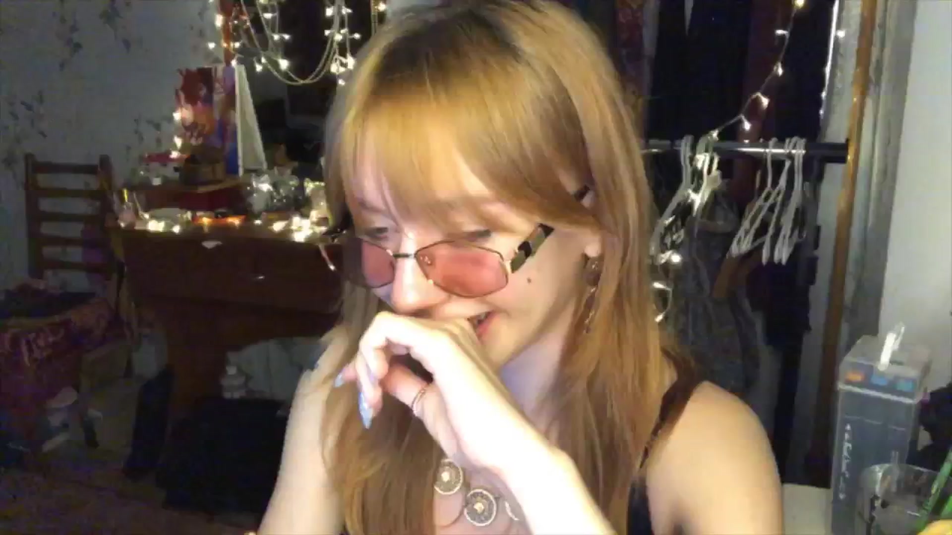 Gallery image thumbnail from Sia_A's myfreecams stream on, 08/17/2024, 23:43 image 16 of 20