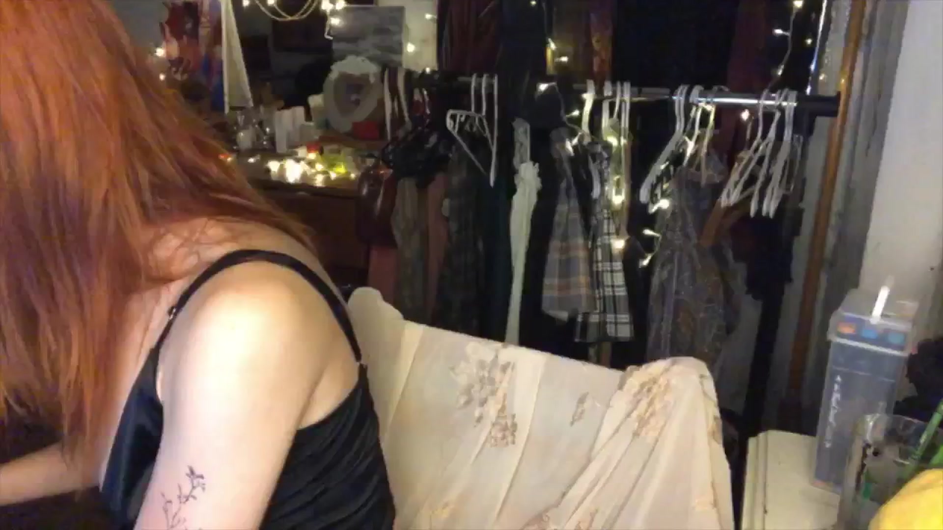 Gallery image thumbnail from Sia_A's myfreecams stream on, 08/18/2024, 20:27 image 19 of 20