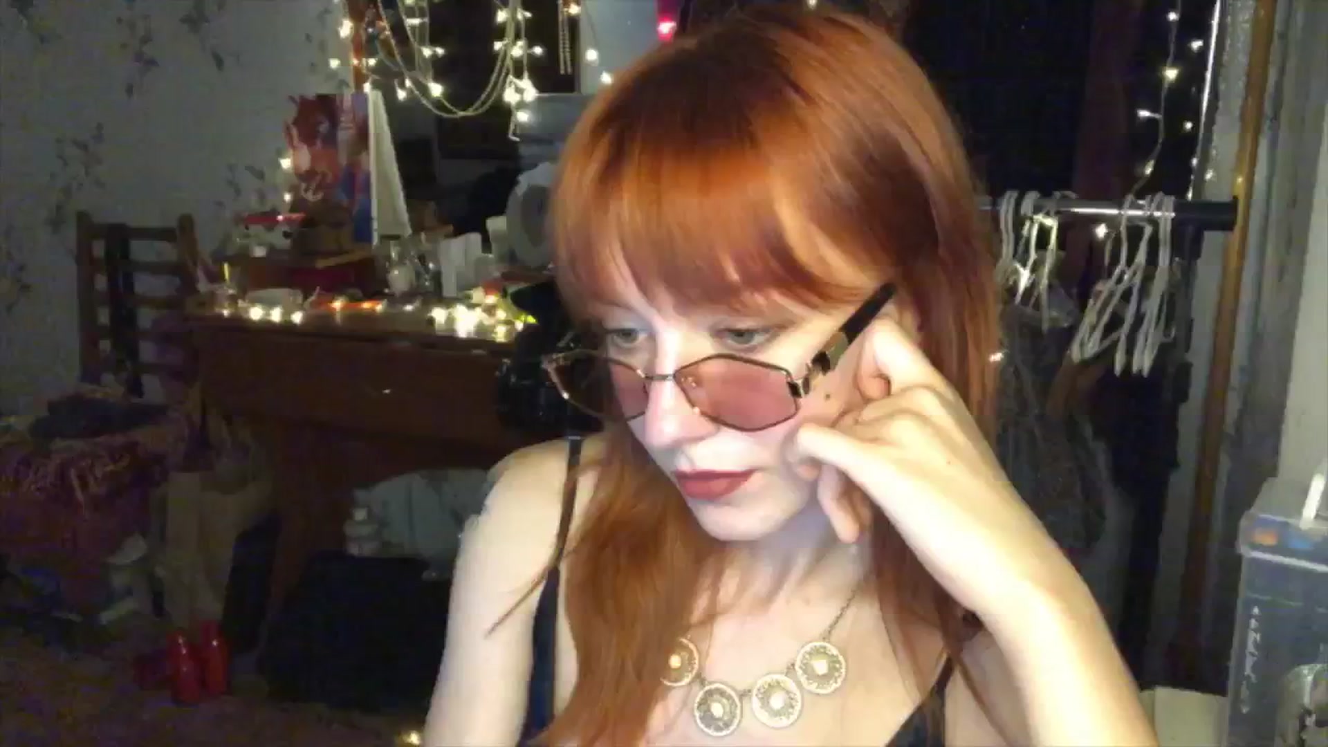 Gallery image thumbnail from Sia_A's myfreecams stream on, 08/18/2024, 20:27 image 13 of 20