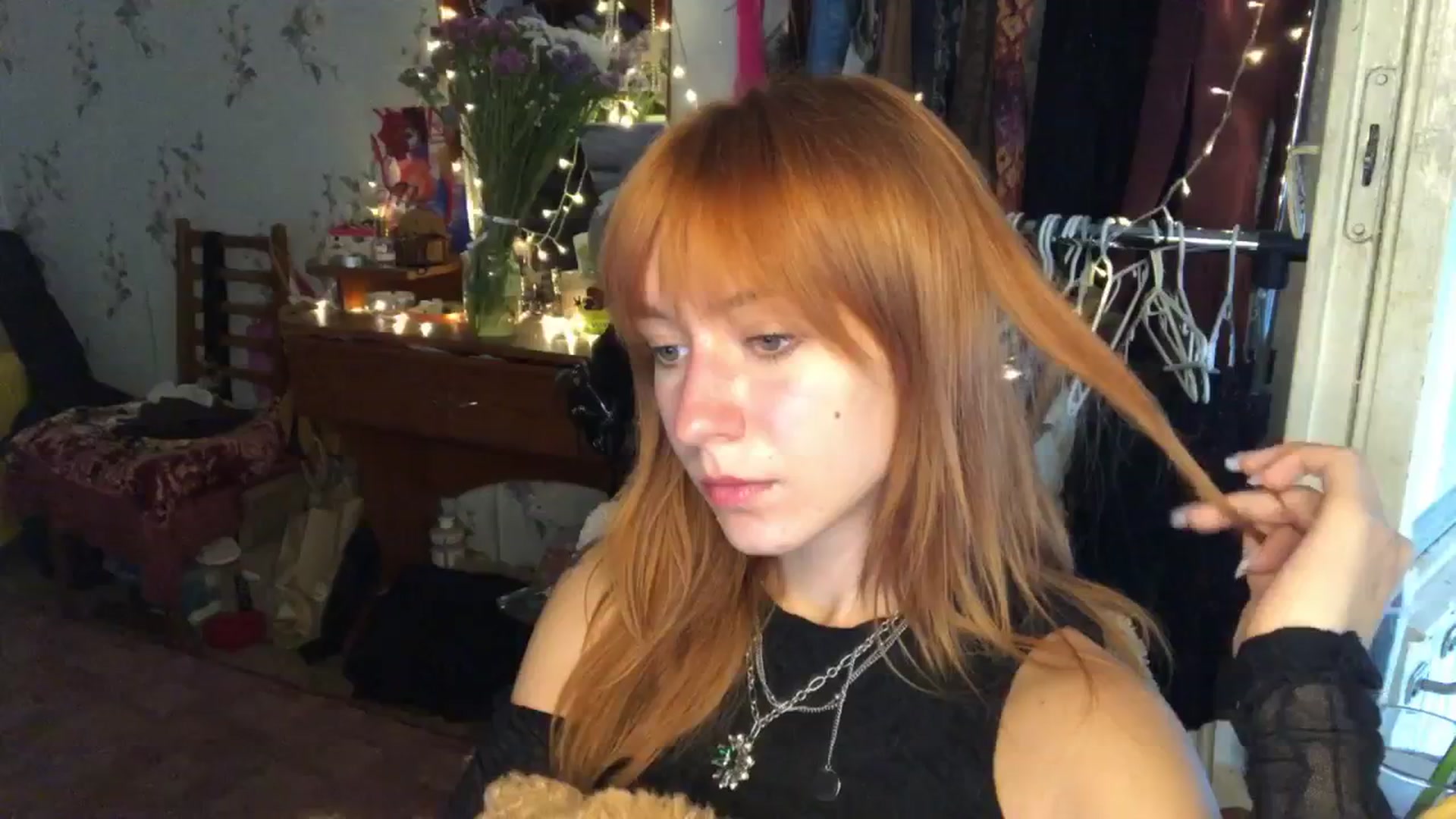 Gallery image thumbnail from Sia_A's myfreecams stream on, 09/02/2024, 11:34 image 9 of 20