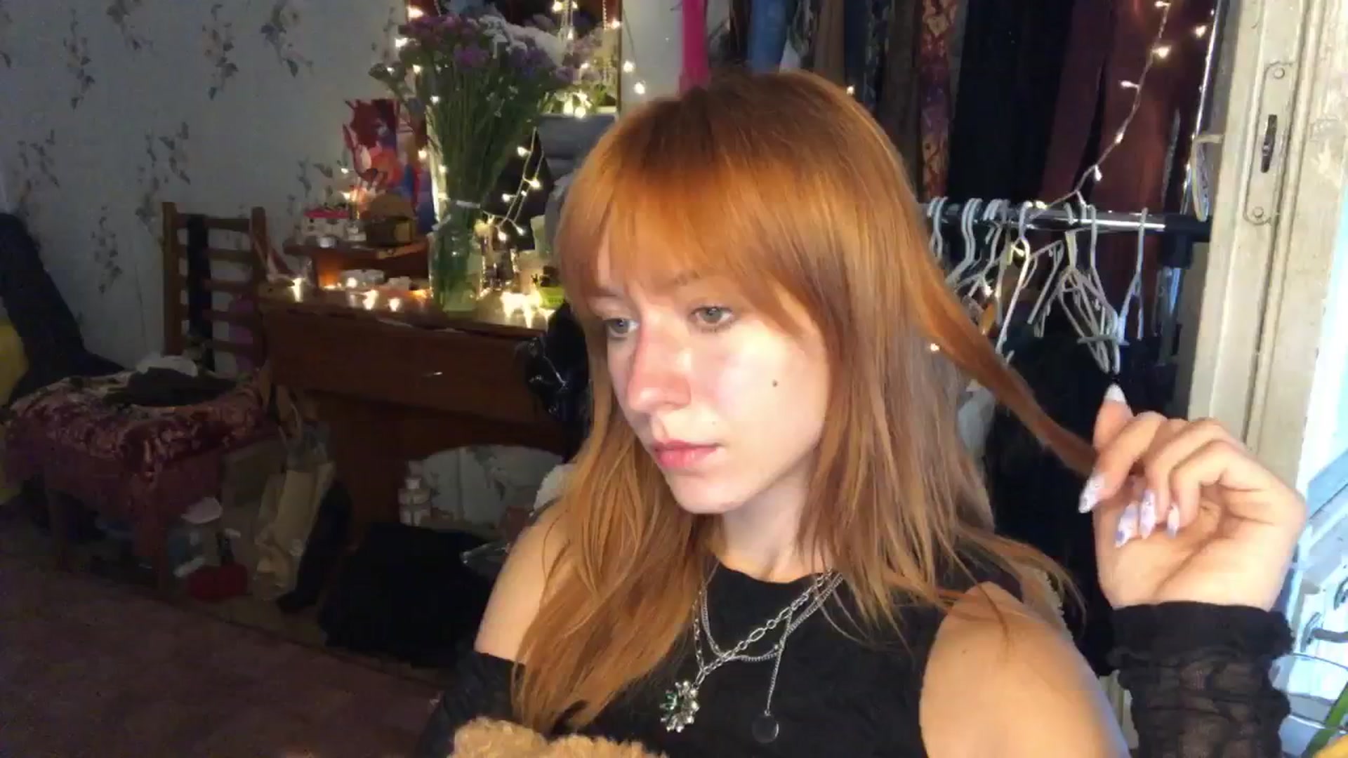 Gallery image thumbnail from Sia_A's myfreecams stream on, 09/02/2024, 11:34 image 11 of 20