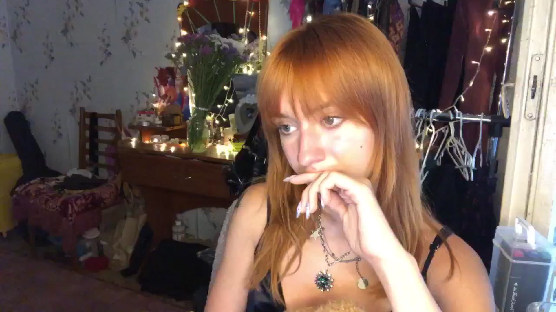 Gallery image thumbnail from Sia_A's myfreecams stream on, 09/02/2024, 12:42 image 12 of 20