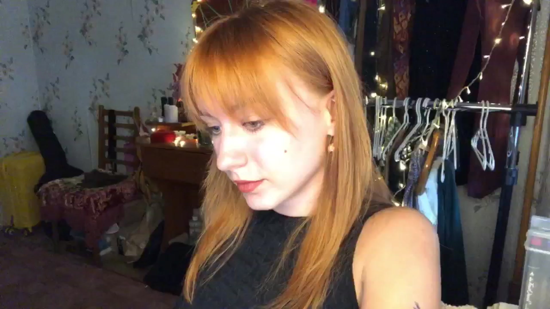 Gallery image thumbnail from Sia_A's myfreecams stream on, 09/07/2024, 13:33 image 15 of 20