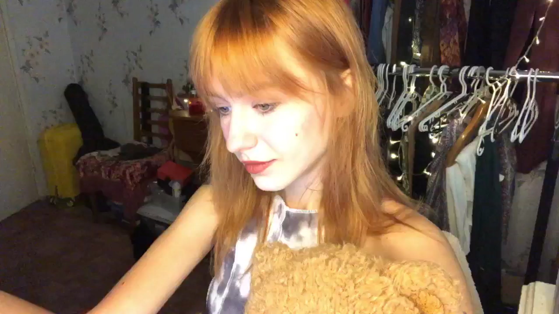 Gallery image thumbnail from Sia_A's myfreecams stream on, 09/12/2024, 08:57 image 17 of 20