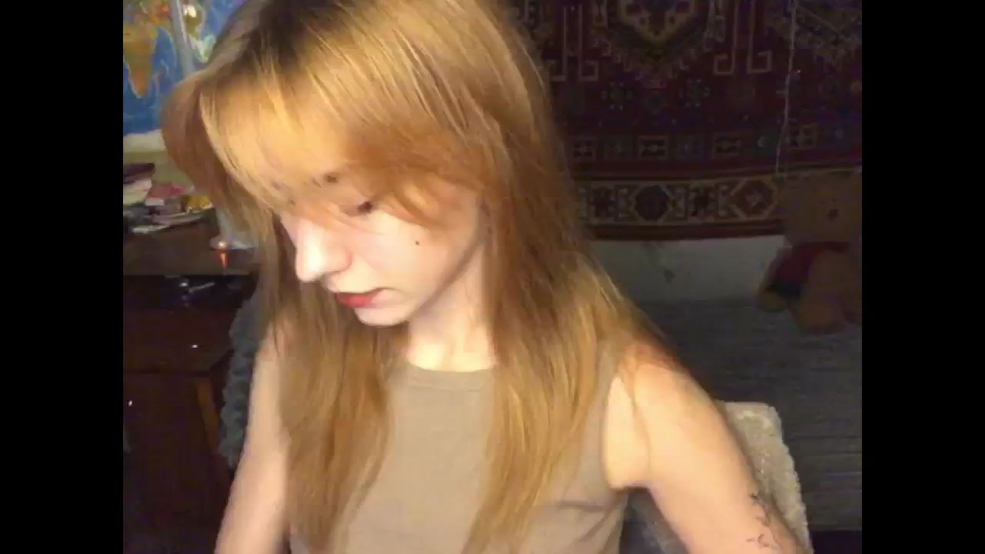 Gallery image thumbnail from Sia_A's myfreecams stream on, 12/21/2024, 15:25 image 11 of 20