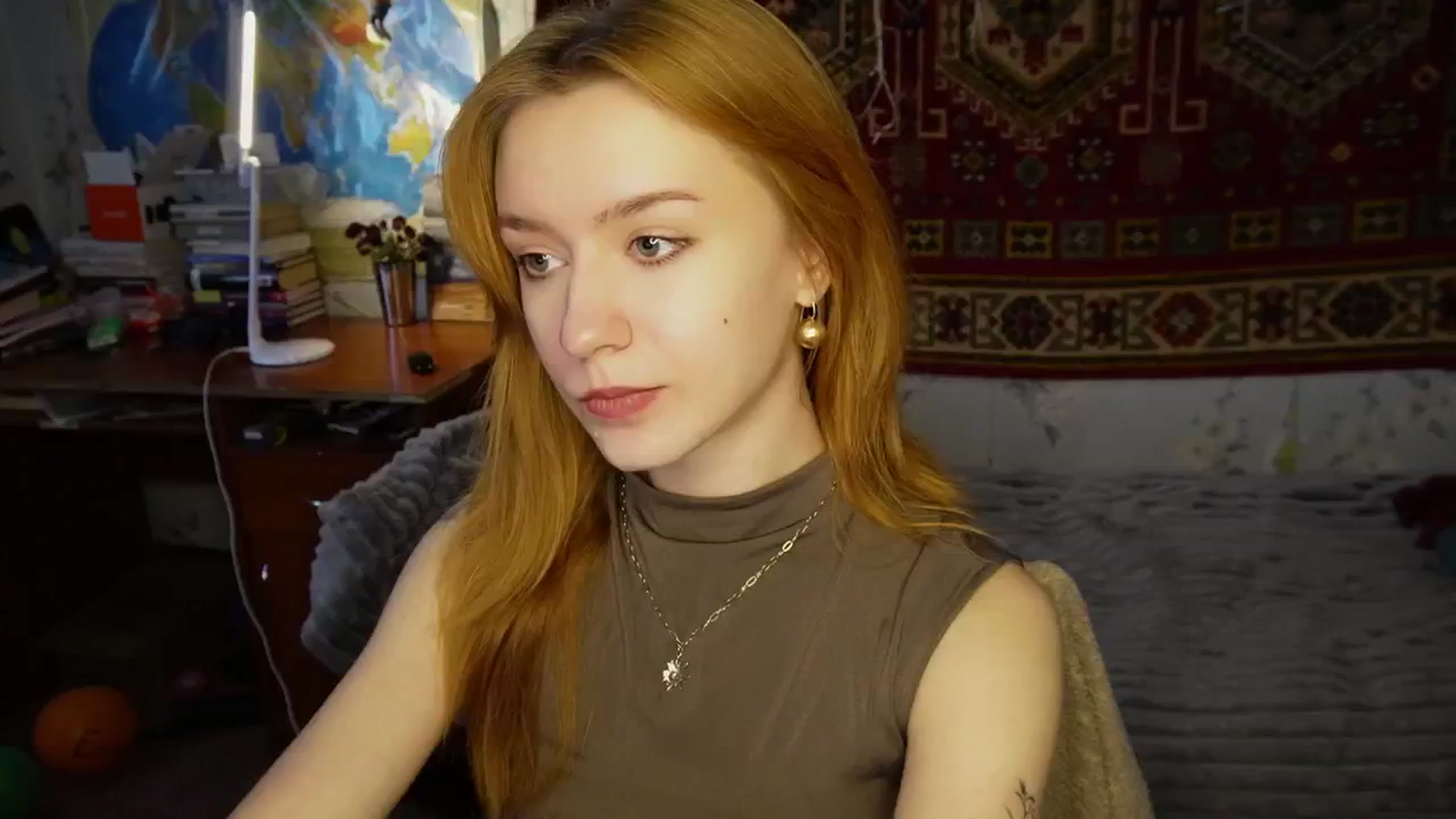 Gallery image thumbnail from Sia_A's myfreecams stream on, 04/05/2025, 12:28 image 15 of 20