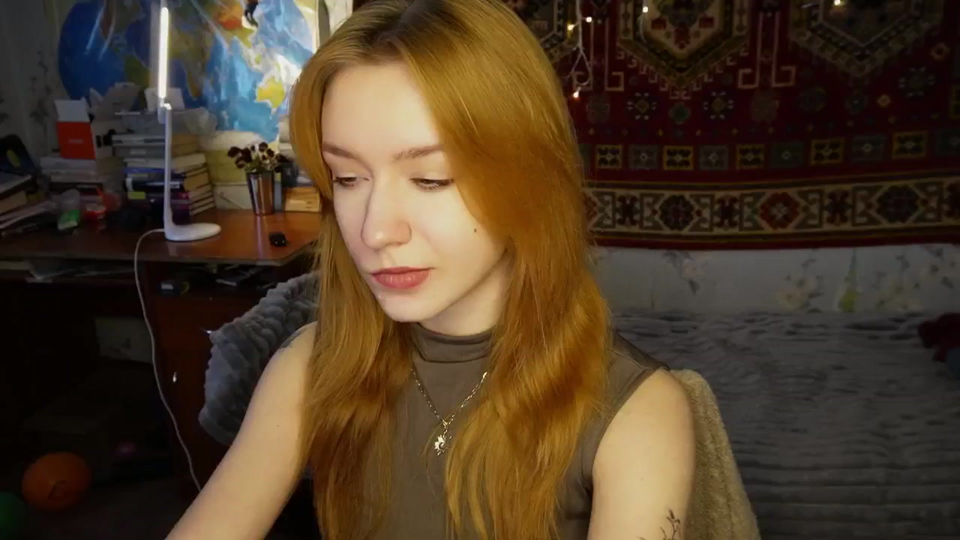 Gallery image thumbnail from Sia_A's myfreecams stream on, 04/05/2025, 12:28 image 14 of 20