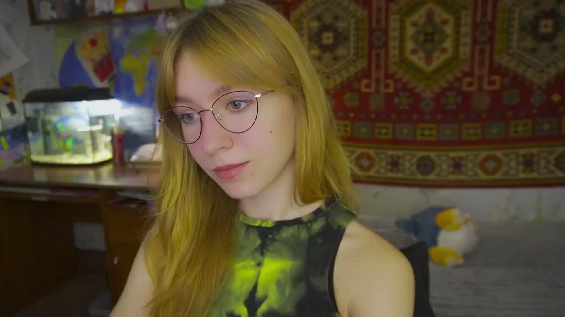 Gallery image thumbnail from Sia_A's myfreecams stream on, 11/12/2025, 20:28 image 8 of 20